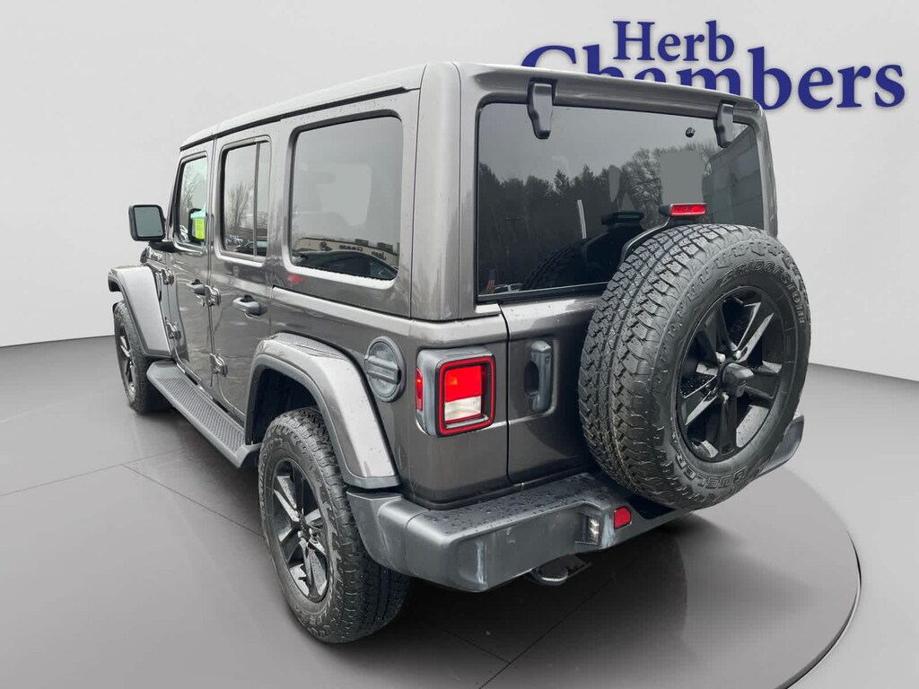 Used 2021 Jeep Wrangler Unlimited Sahara Altitude SUV
