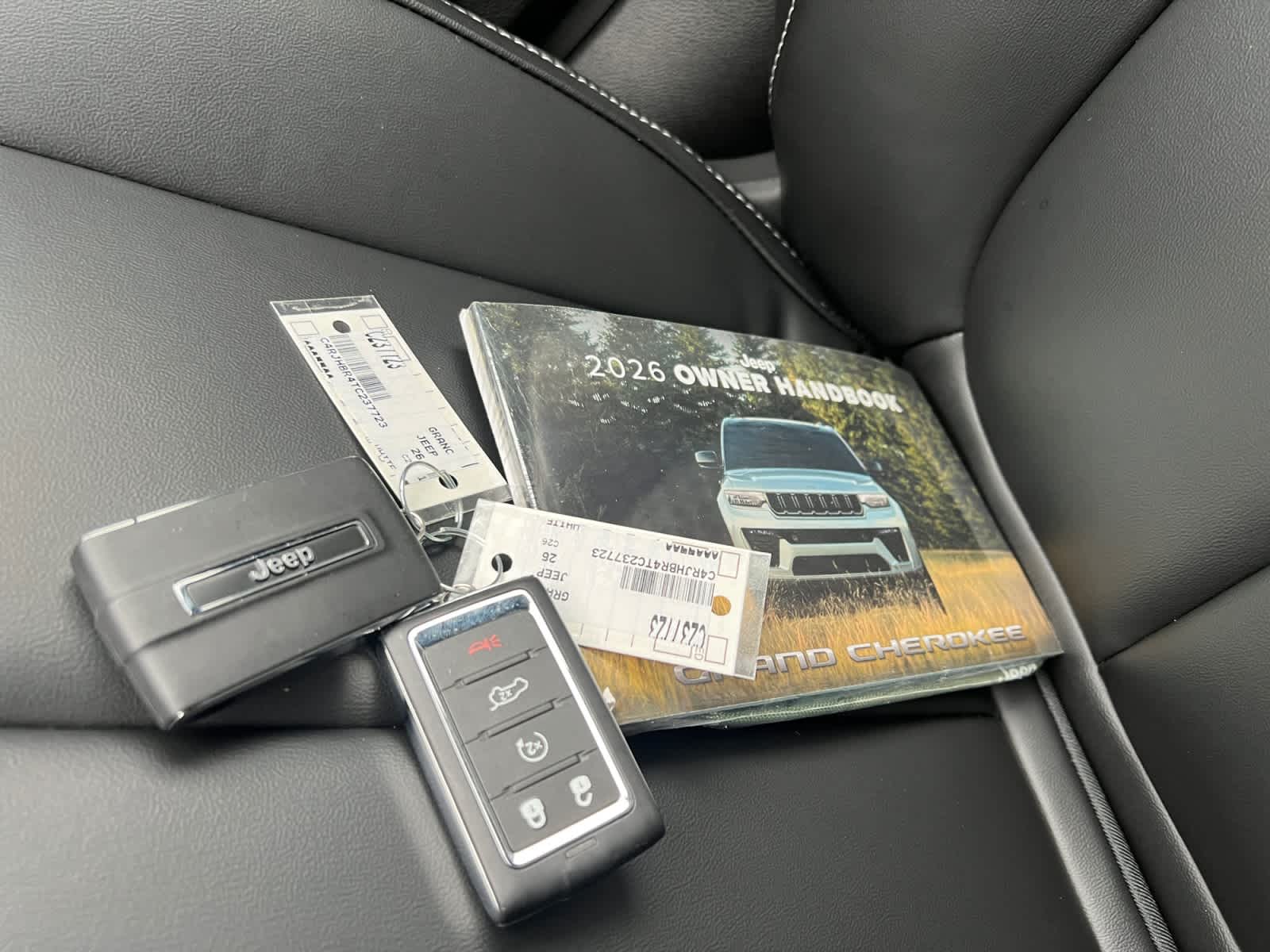 new 2026 Jeep Grand Cherokee car, priced at $51,625