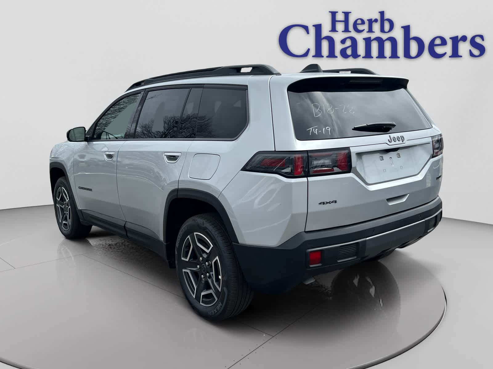 new 2026 Jeep Cherokee car, priced at $44,410