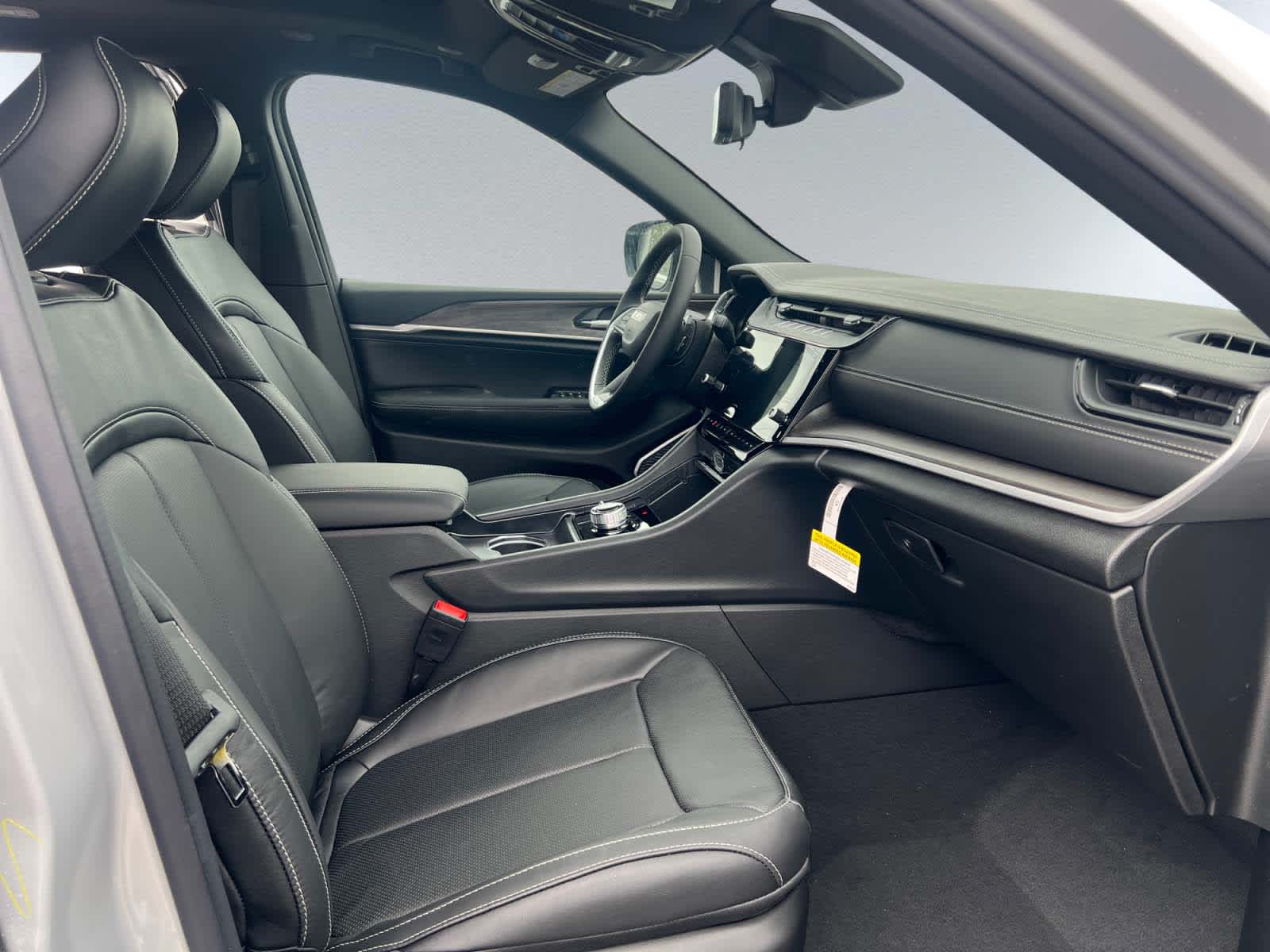 new 2026 Jeep Grand Cherokee car, priced at $54,225