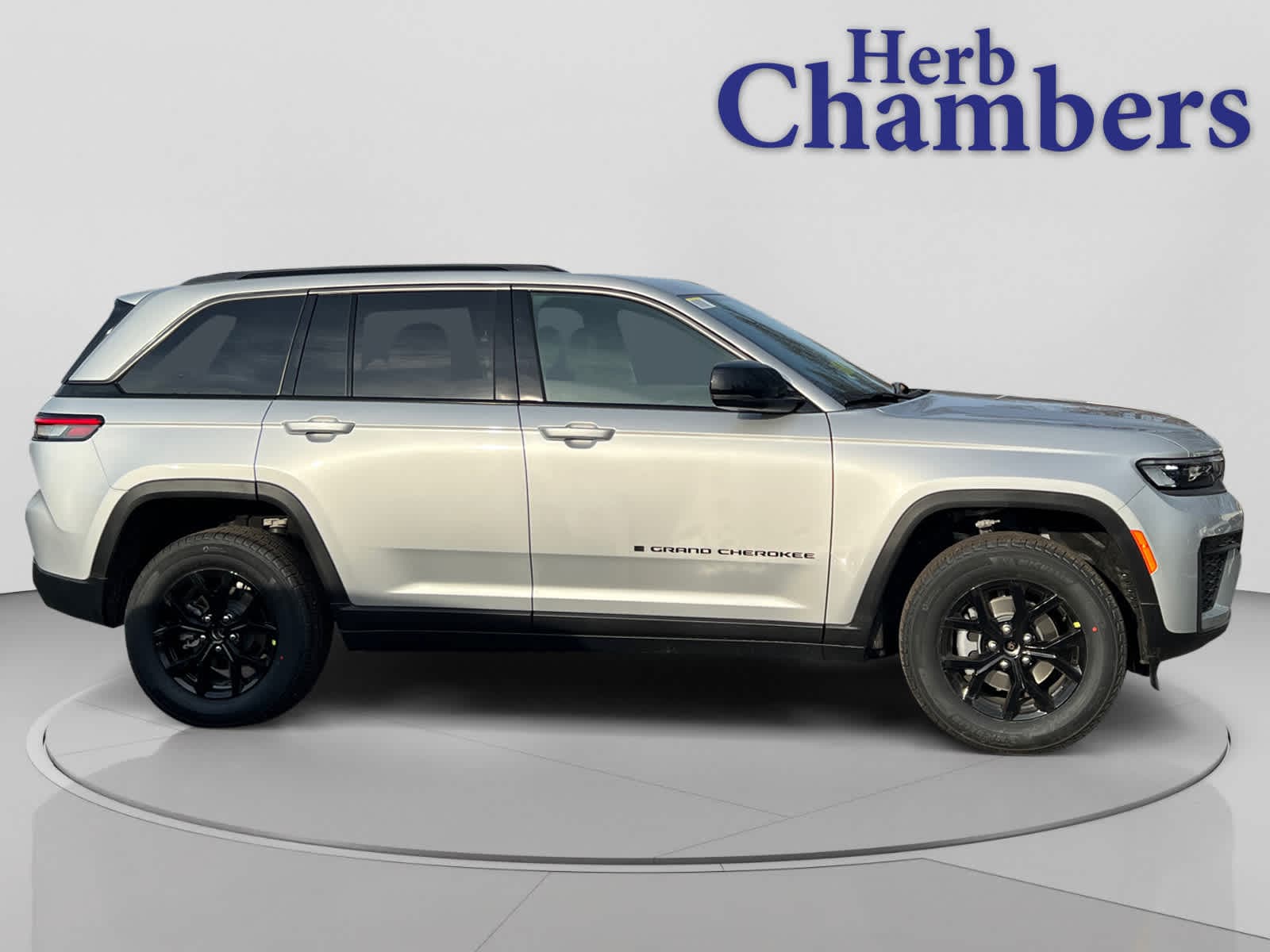 new 2026 Jeep Grand Cherokee car, priced at $48,750