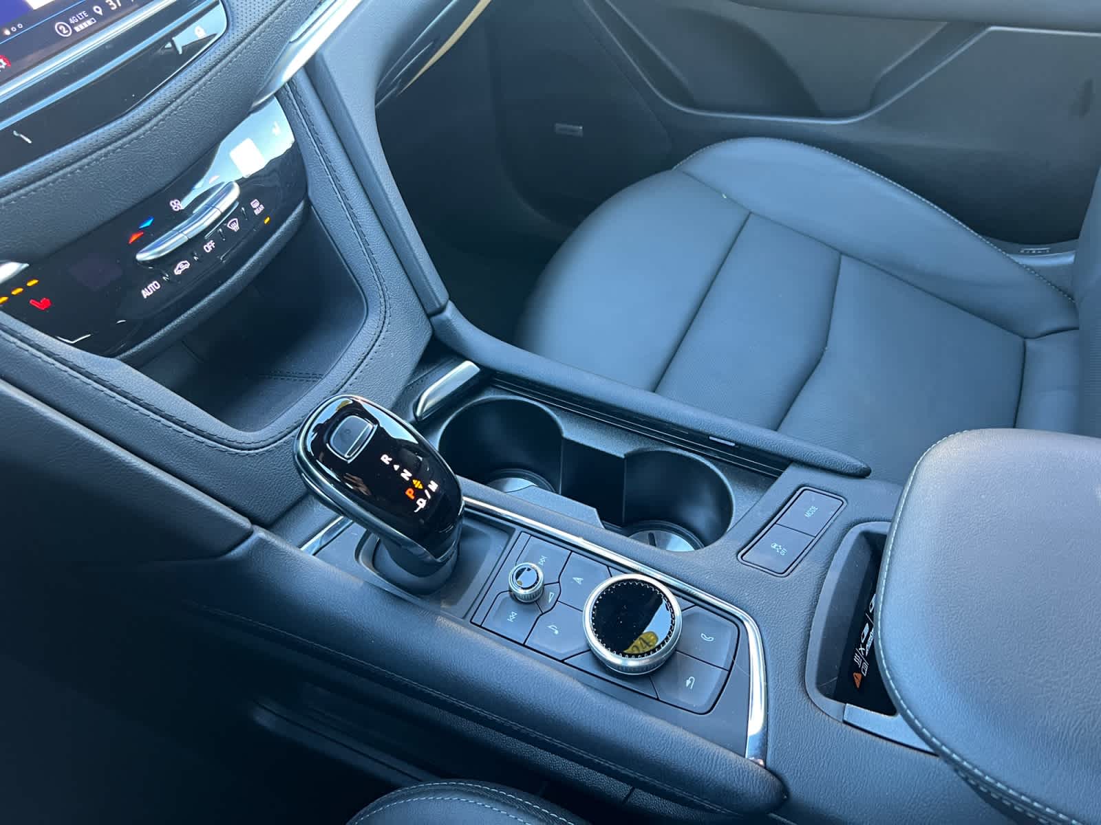 used 2024 Cadillac XT5 car, priced at $41,897