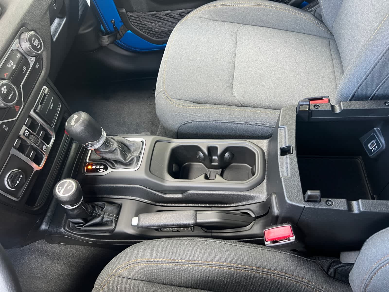 new 2025 Jeep Wrangler car, priced at $42,450