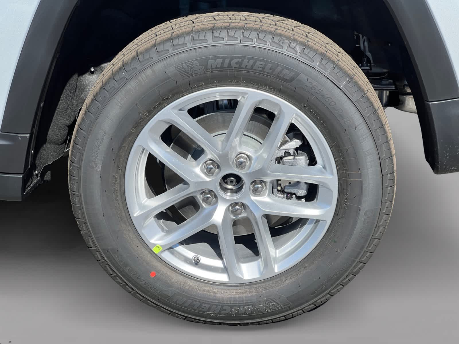 new 2025 Jeep Grand Cherokee car, priced at $38,775