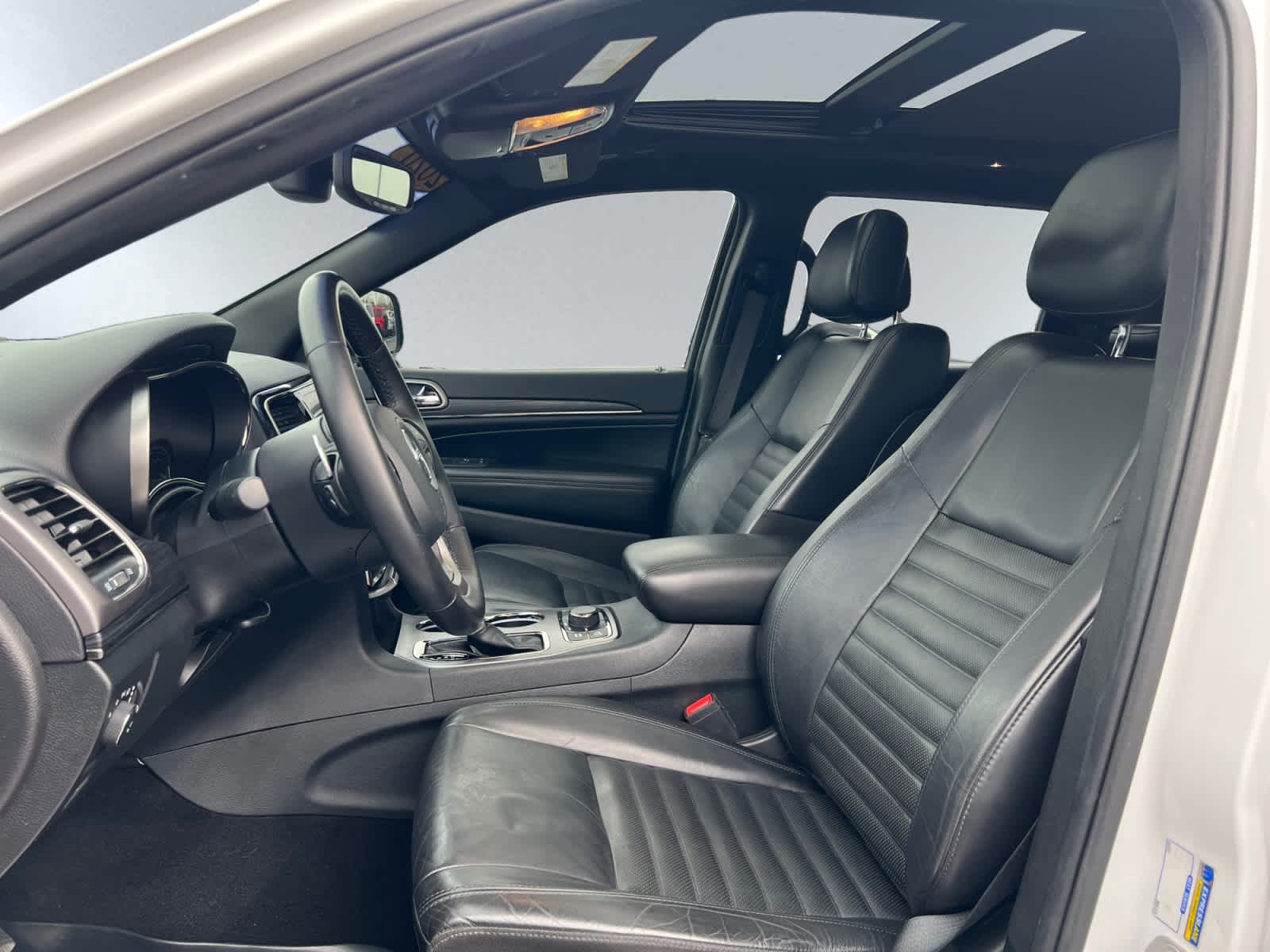 used 2020 Jeep Grand Cherokee car, priced at $25,297