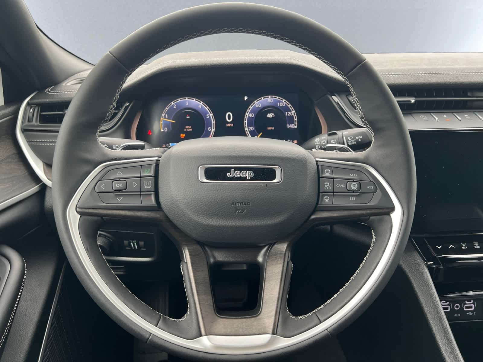 new 2026 Jeep Grand Cherokee car, priced at $51,625