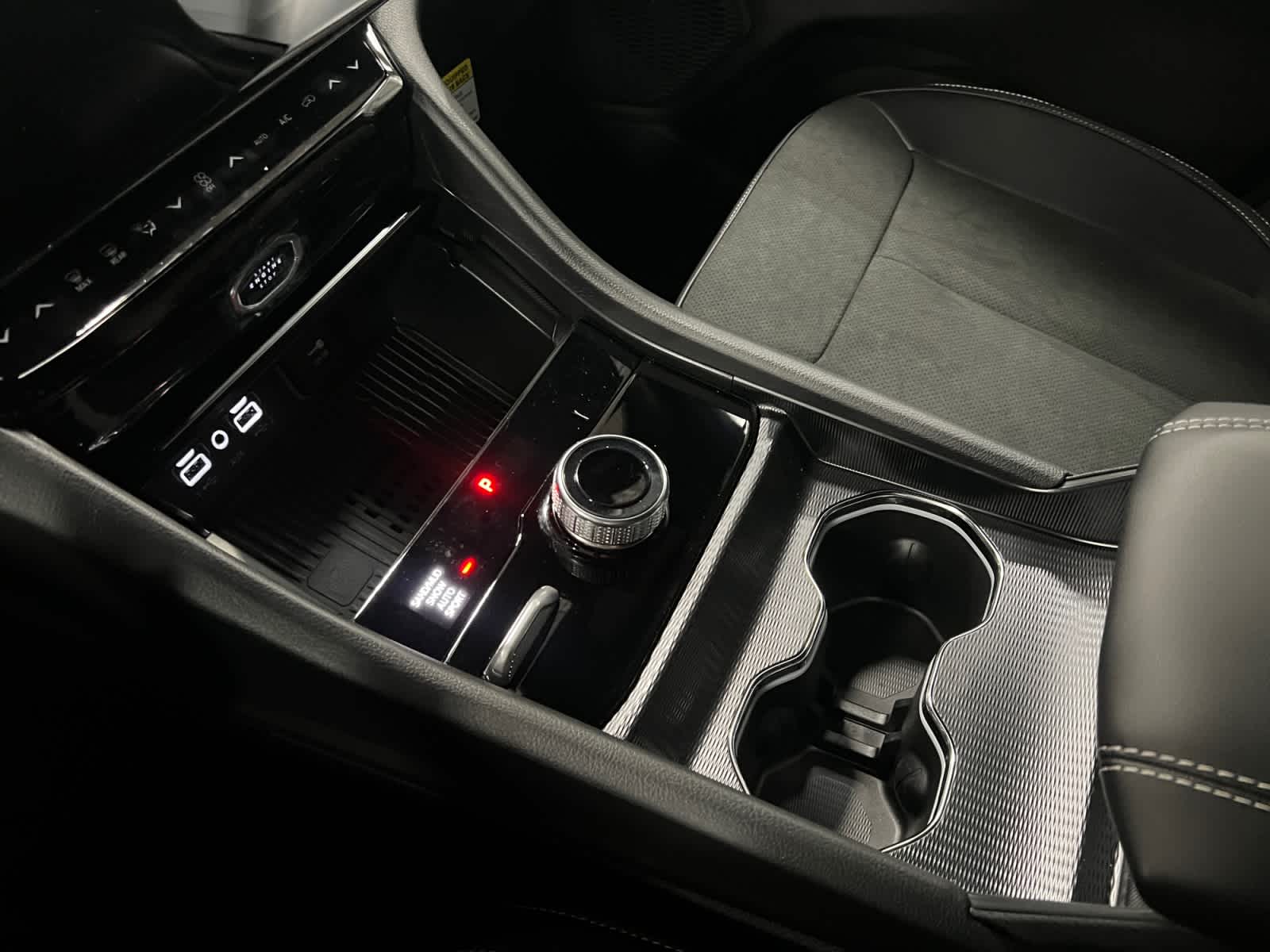 new 2026 Jeep Grand Cherokee car, priced at $48,750