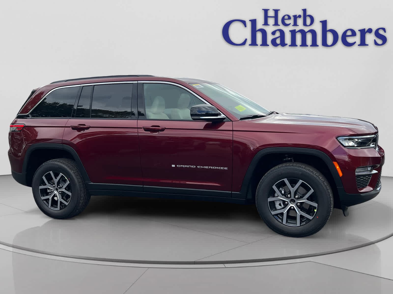 new 2025 Jeep Grand Cherokee car, priced at $47,410