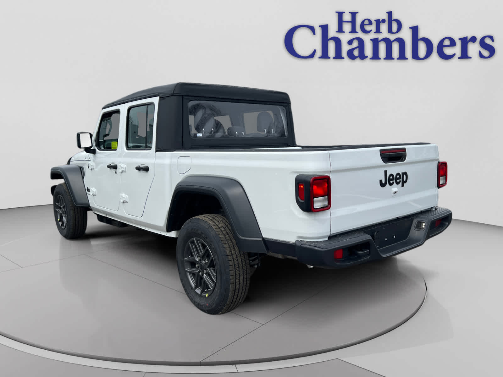 new 2026 Jeep Gladiator car, priced at $41,715
