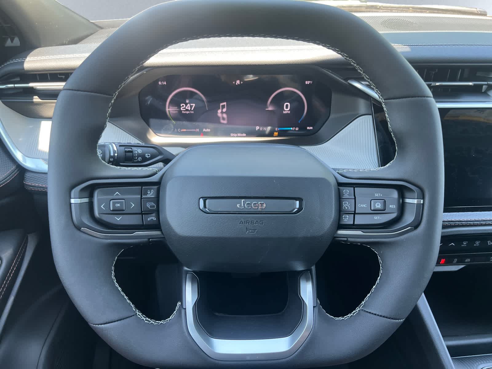 new 2026 Jeep Cherokee car, priced at $42,815