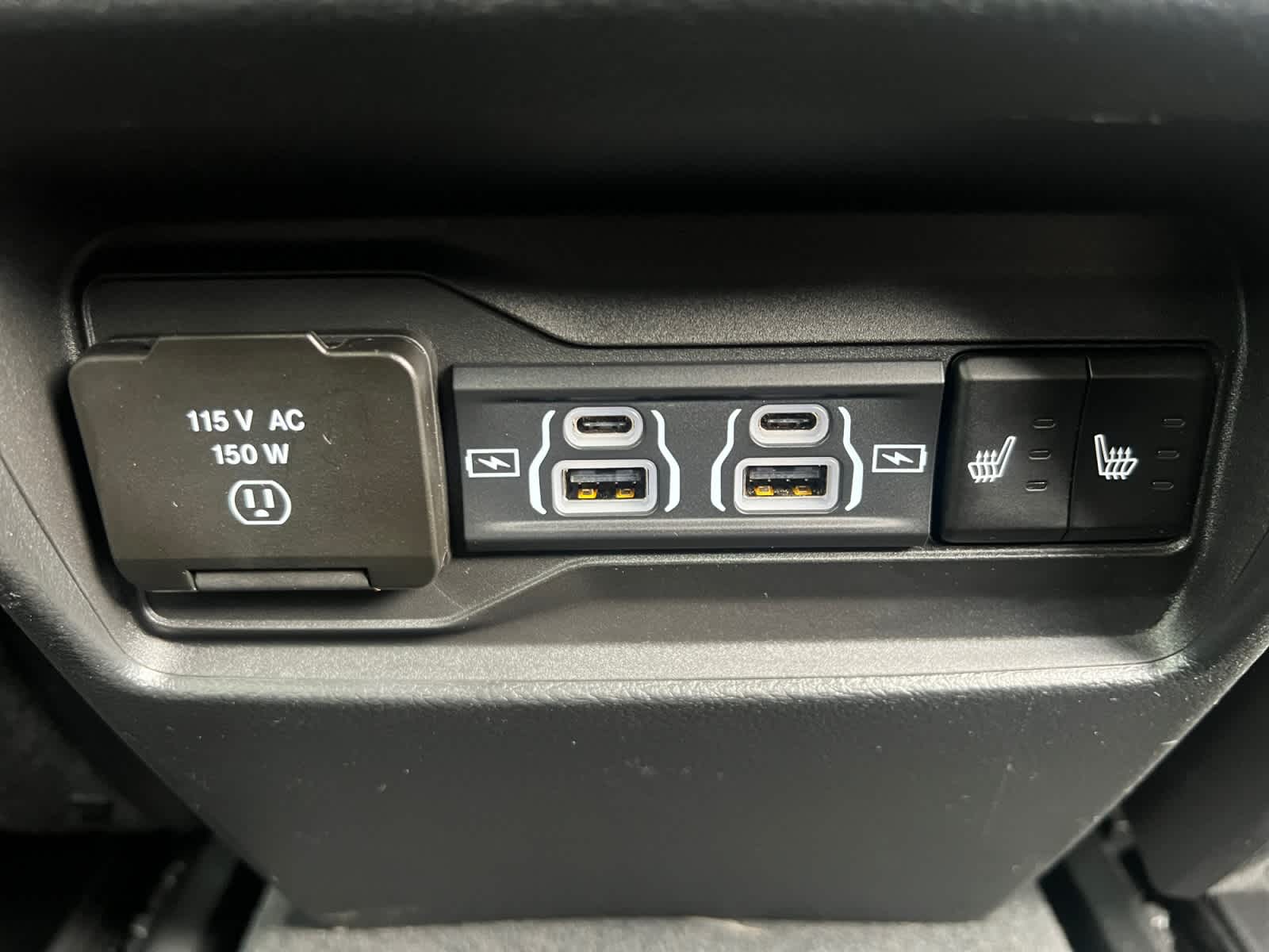 used 2024 Jeep Grand Cherokee car, priced at $37,997