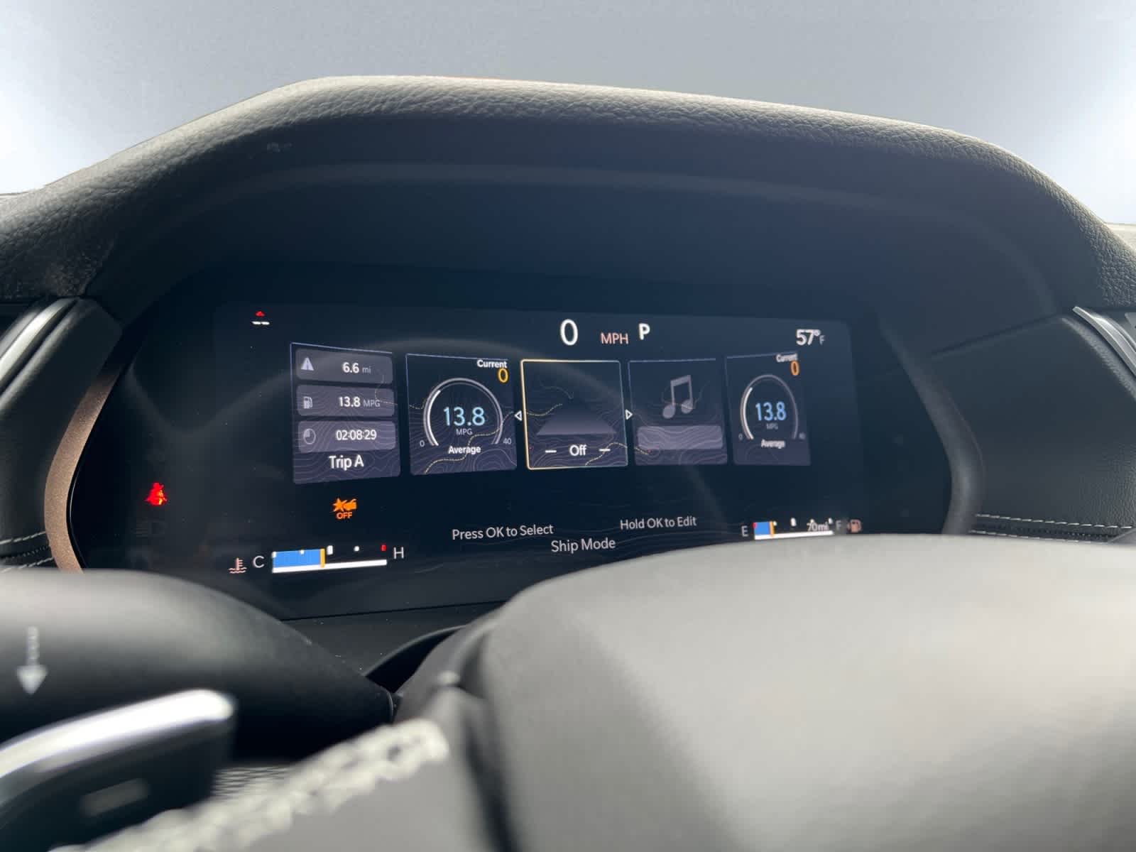 new 2025 Jeep Grand Cherokee car, priced at $43,070