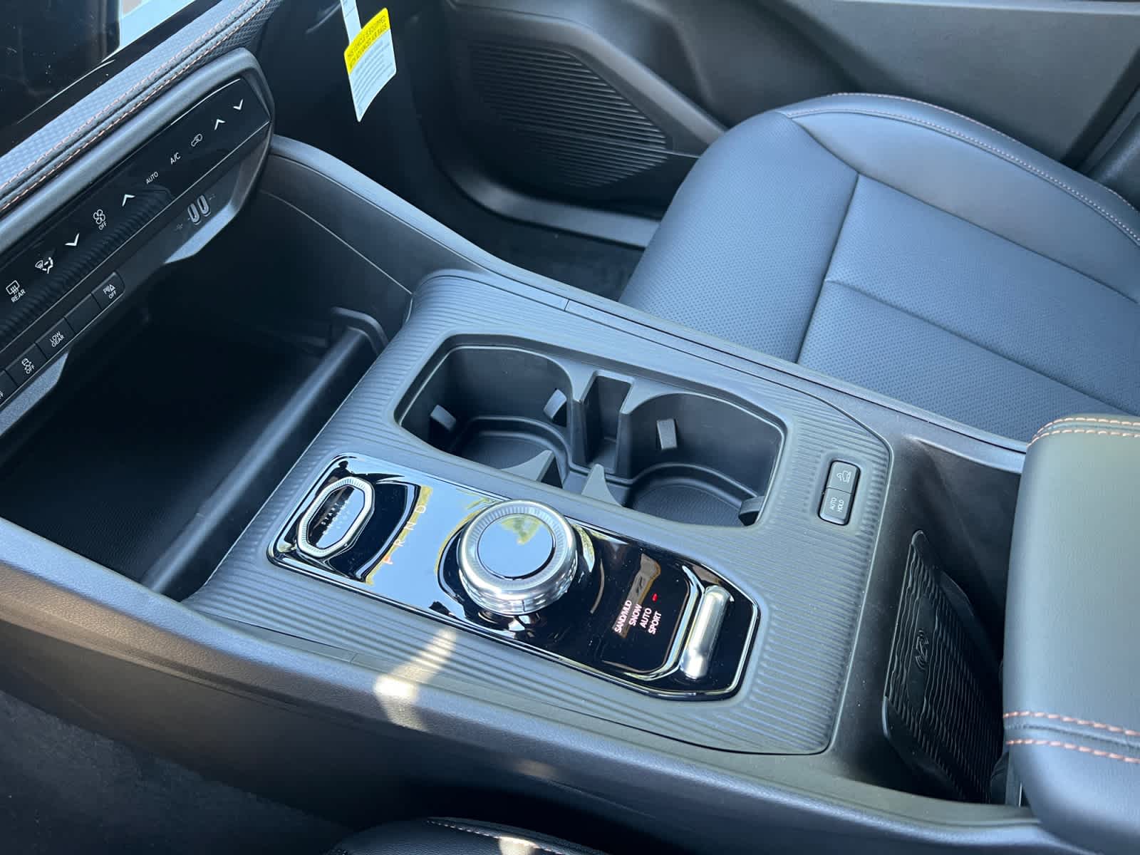 new 2026 Jeep Cherokee car, priced at $42,815