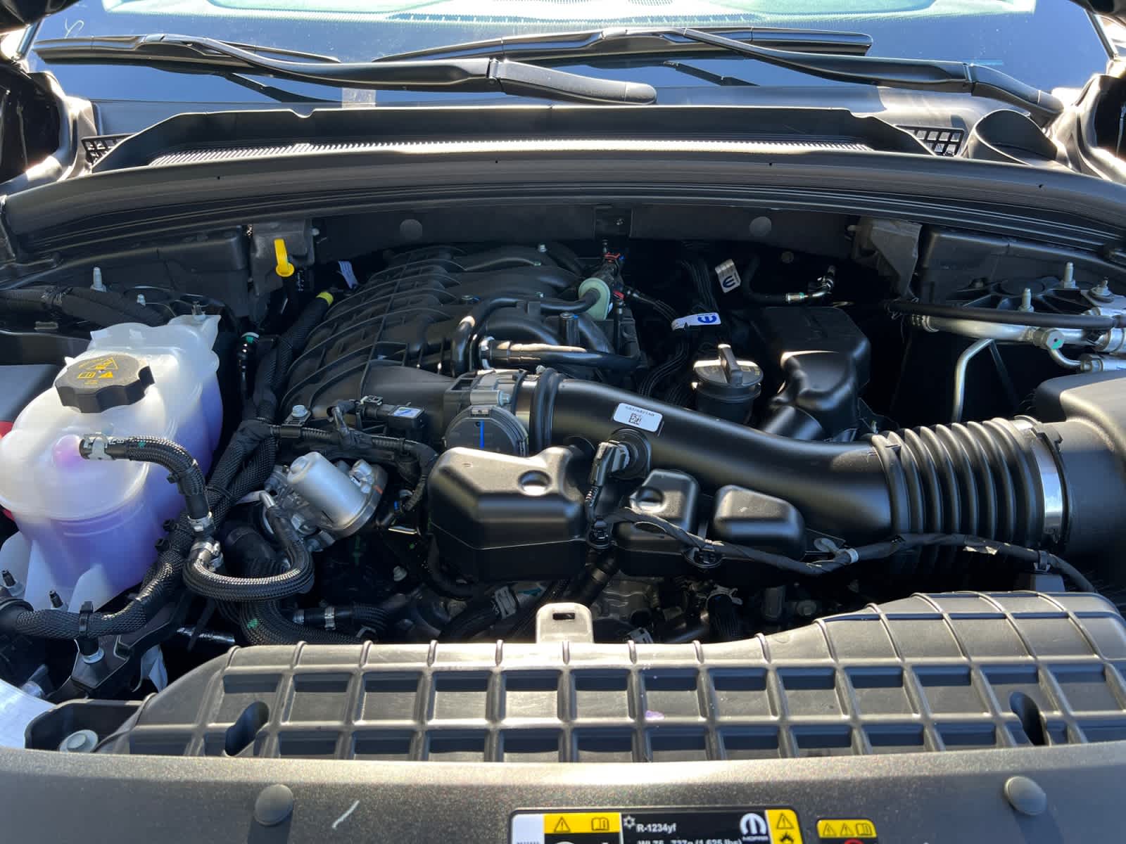 new 2025 Jeep Grand Cherokee car, priced at $38,775