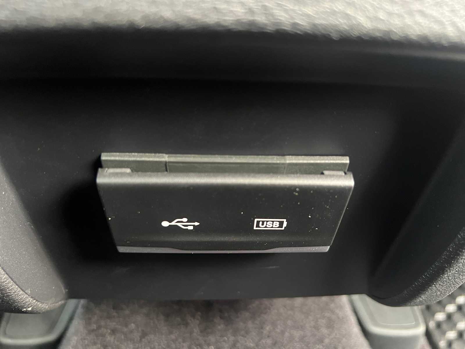 used 2019 Jeep Cherokee car, priced at $18,997