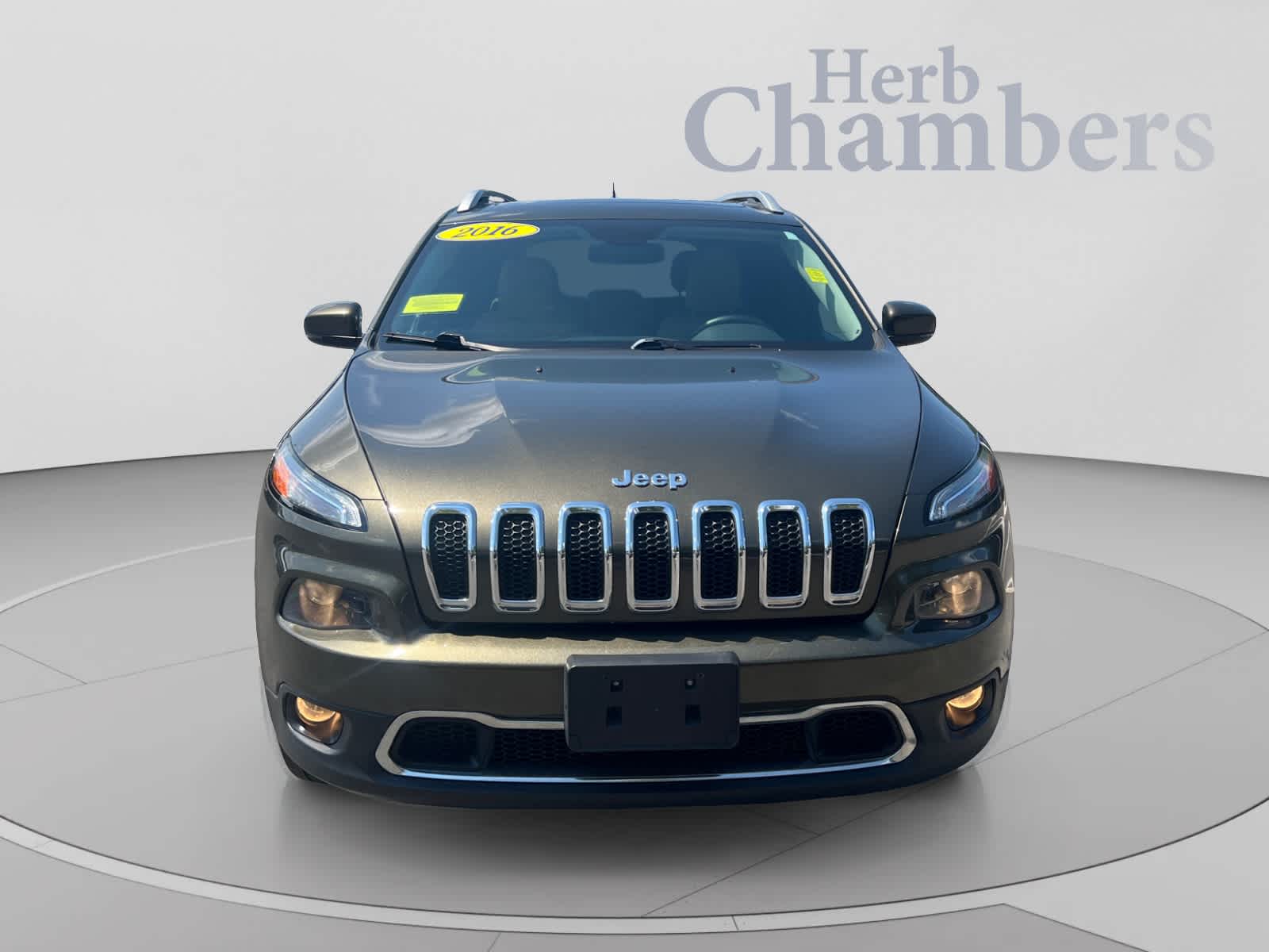 Used 2016 Jeep Cherokee Limited with VIN 1C4PJMDS2GW102261 for sale in Danvers, MA