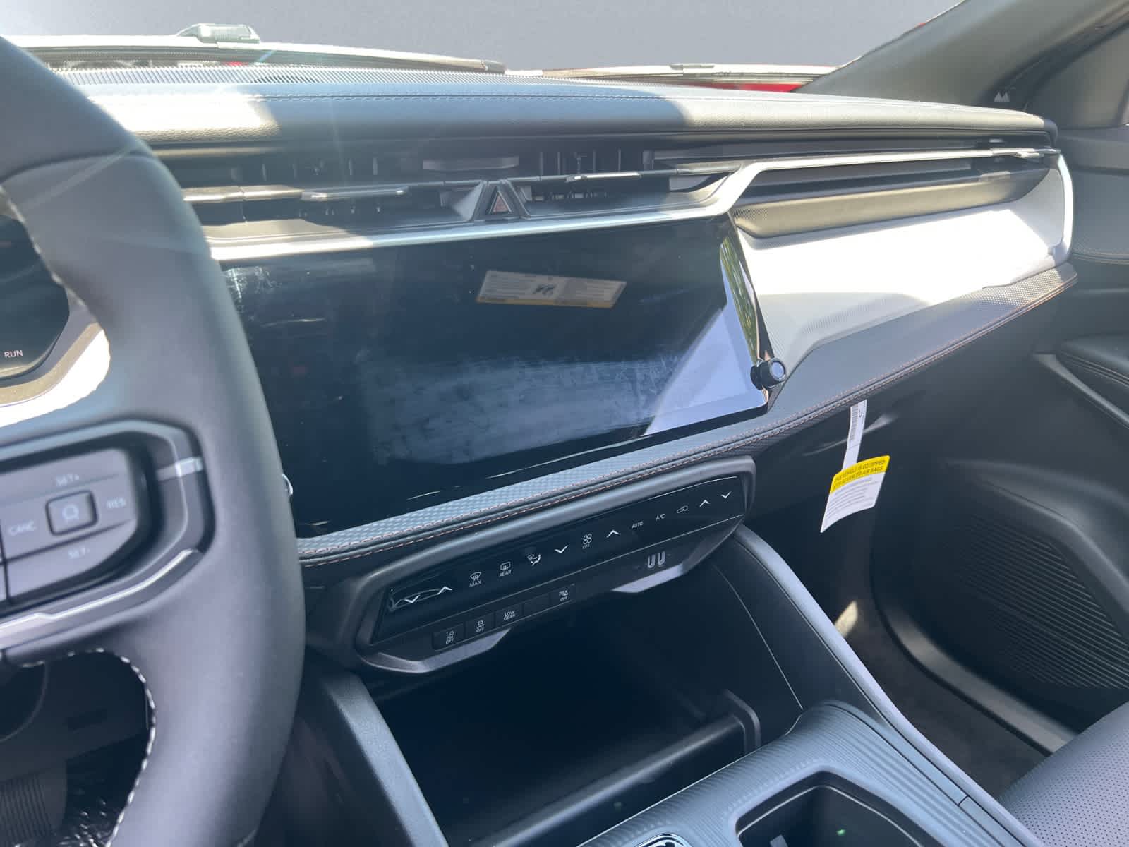 new 2026 Jeep Cherokee car, priced at $44,410