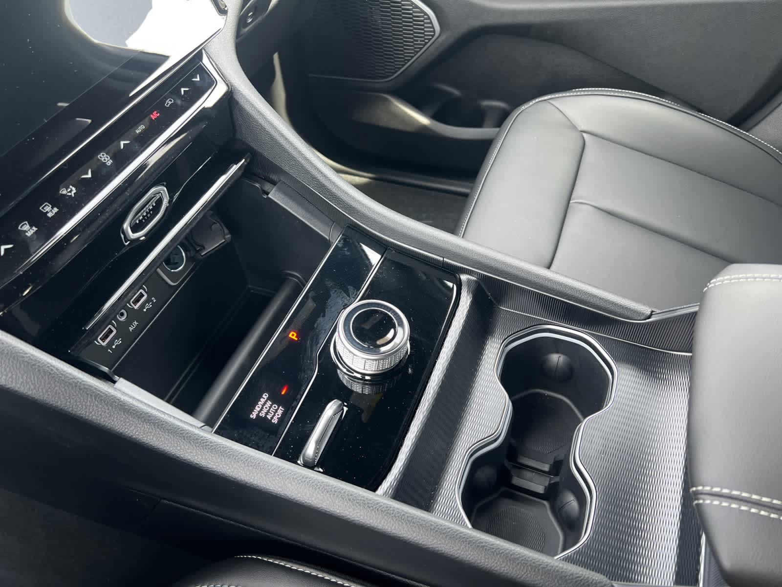 new 2026 Jeep Grand Cherokee car, priced at $53,225