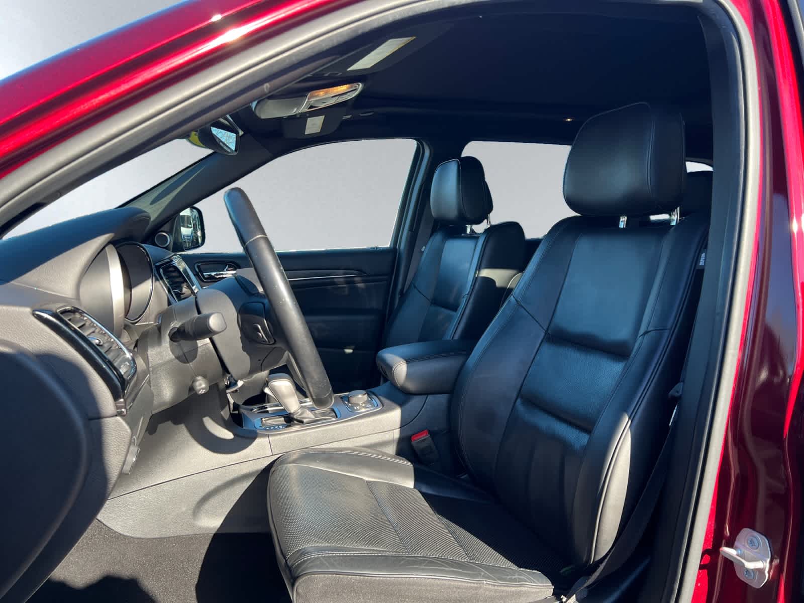 used 2020 Jeep Grand Cherokee car, priced at $25,097