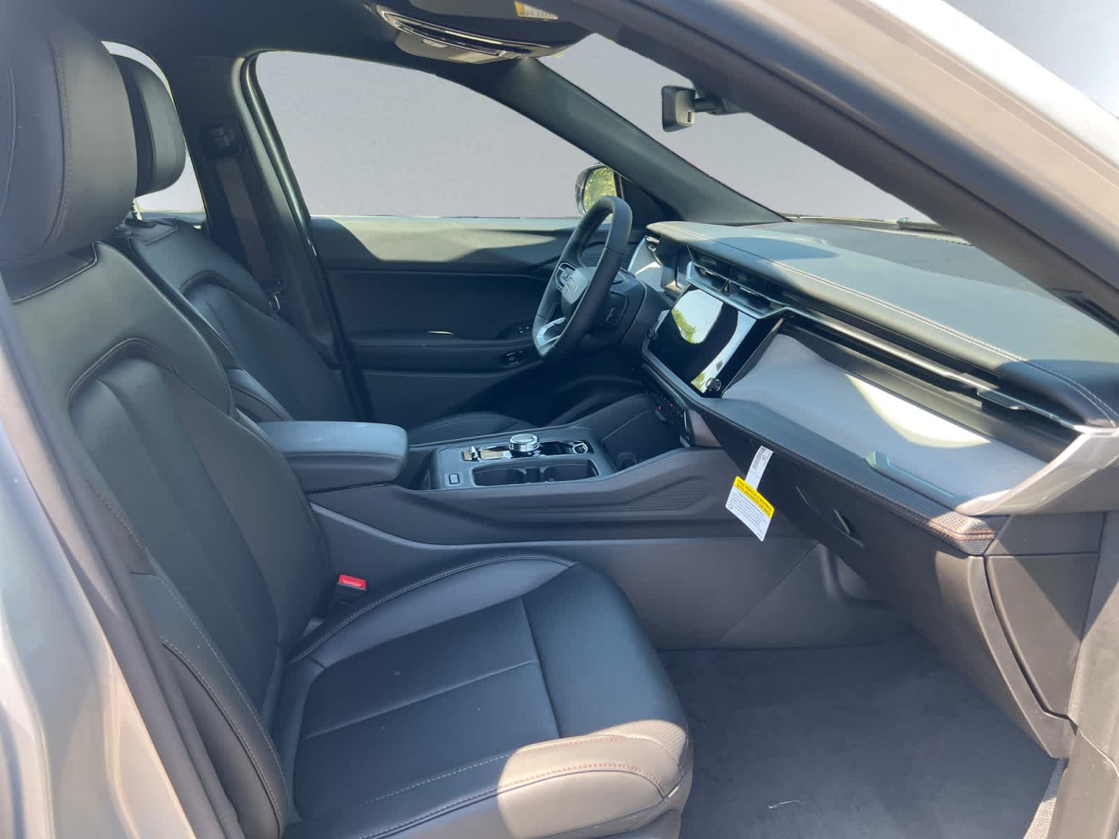 new 2026 Jeep Cherokee car, priced at $42,815