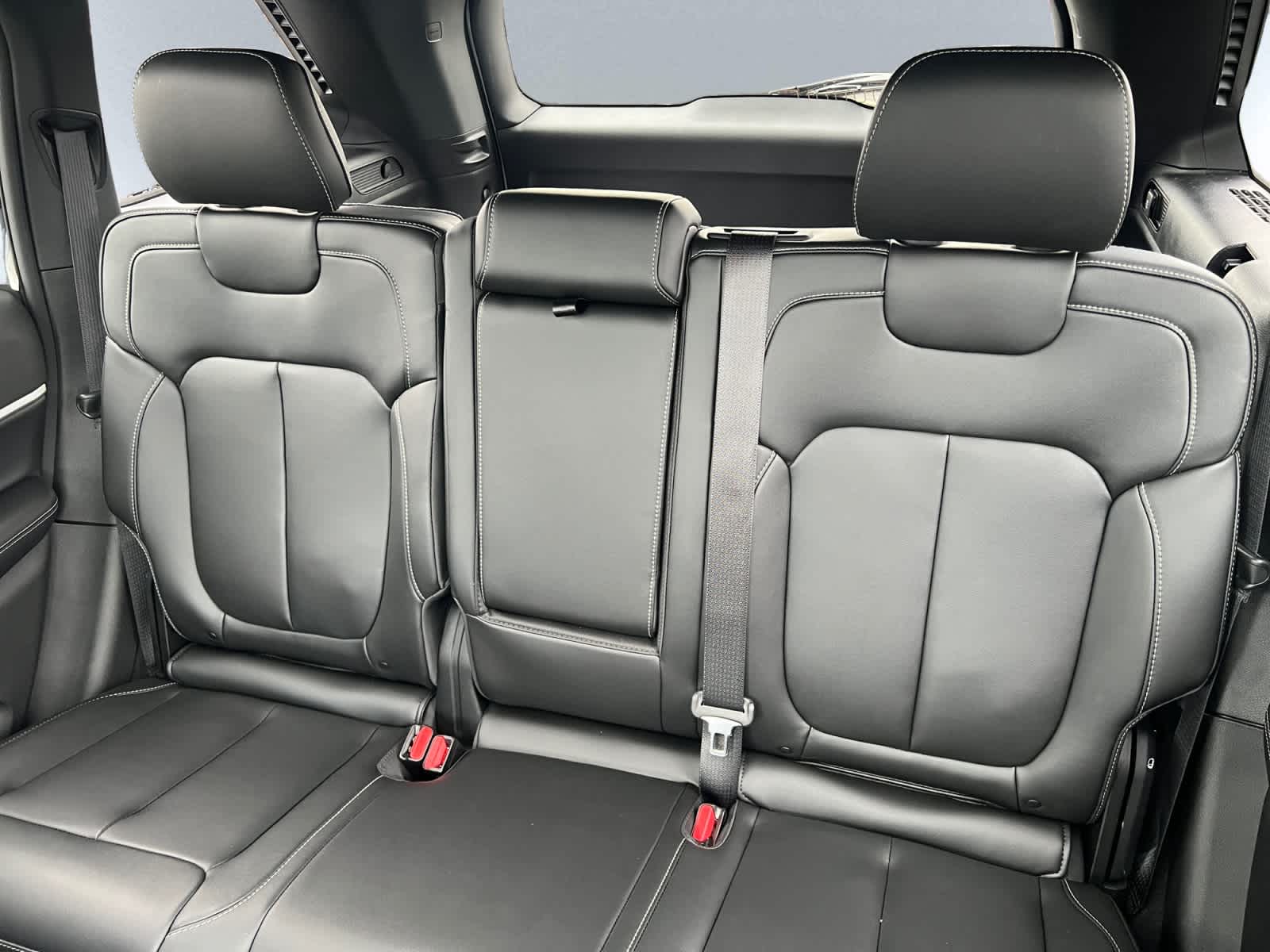 new 2026 Jeep Grand Cherokee car, priced at $49,155