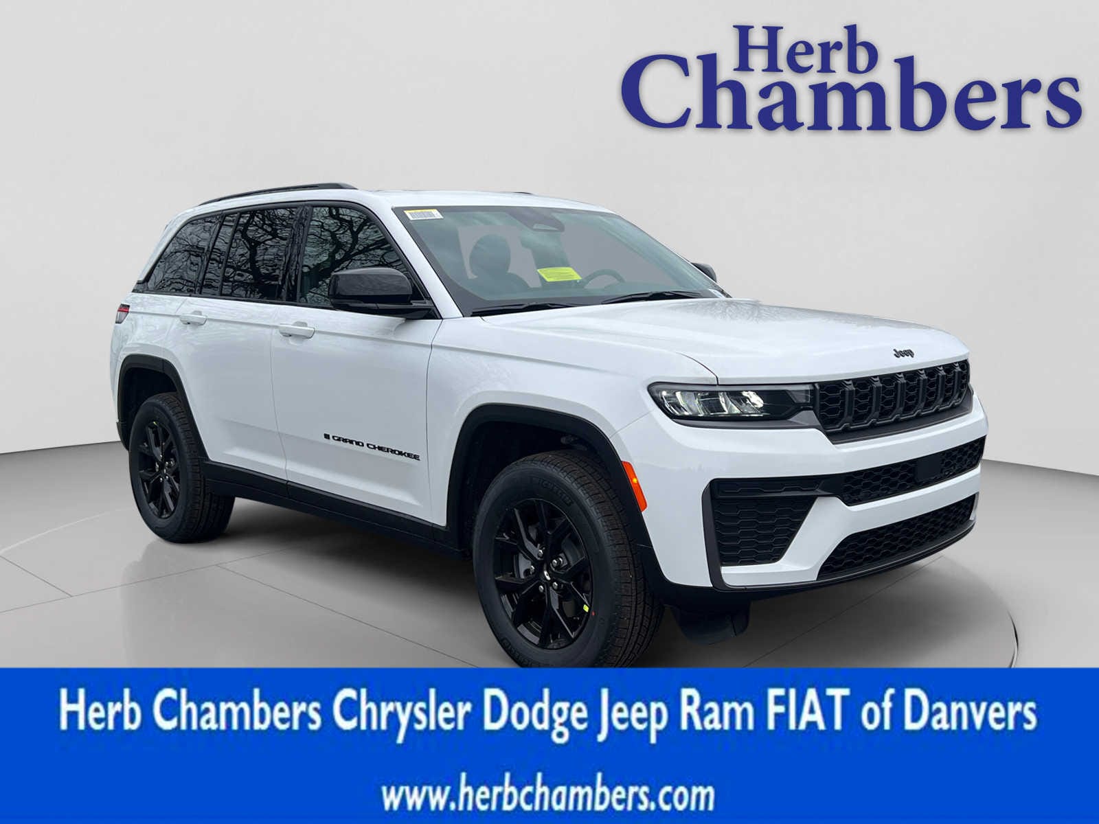 new 2026 Jeep Grand Cherokee car, priced at $48,155