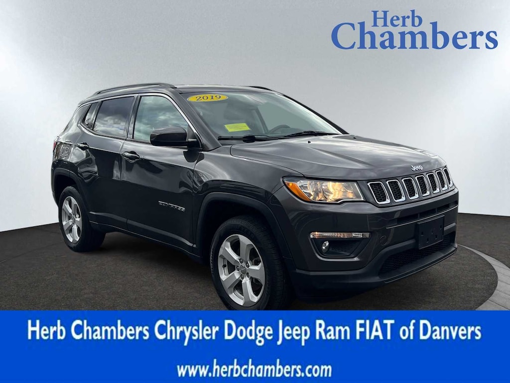 Used 2019 Jeep Compass Latitude SUV