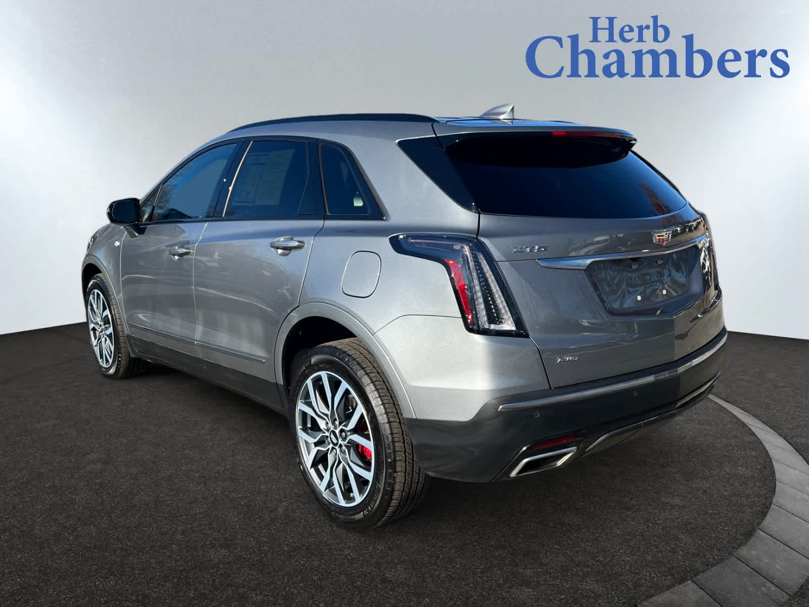 2024 Cadillac XT5 Sport photo 3