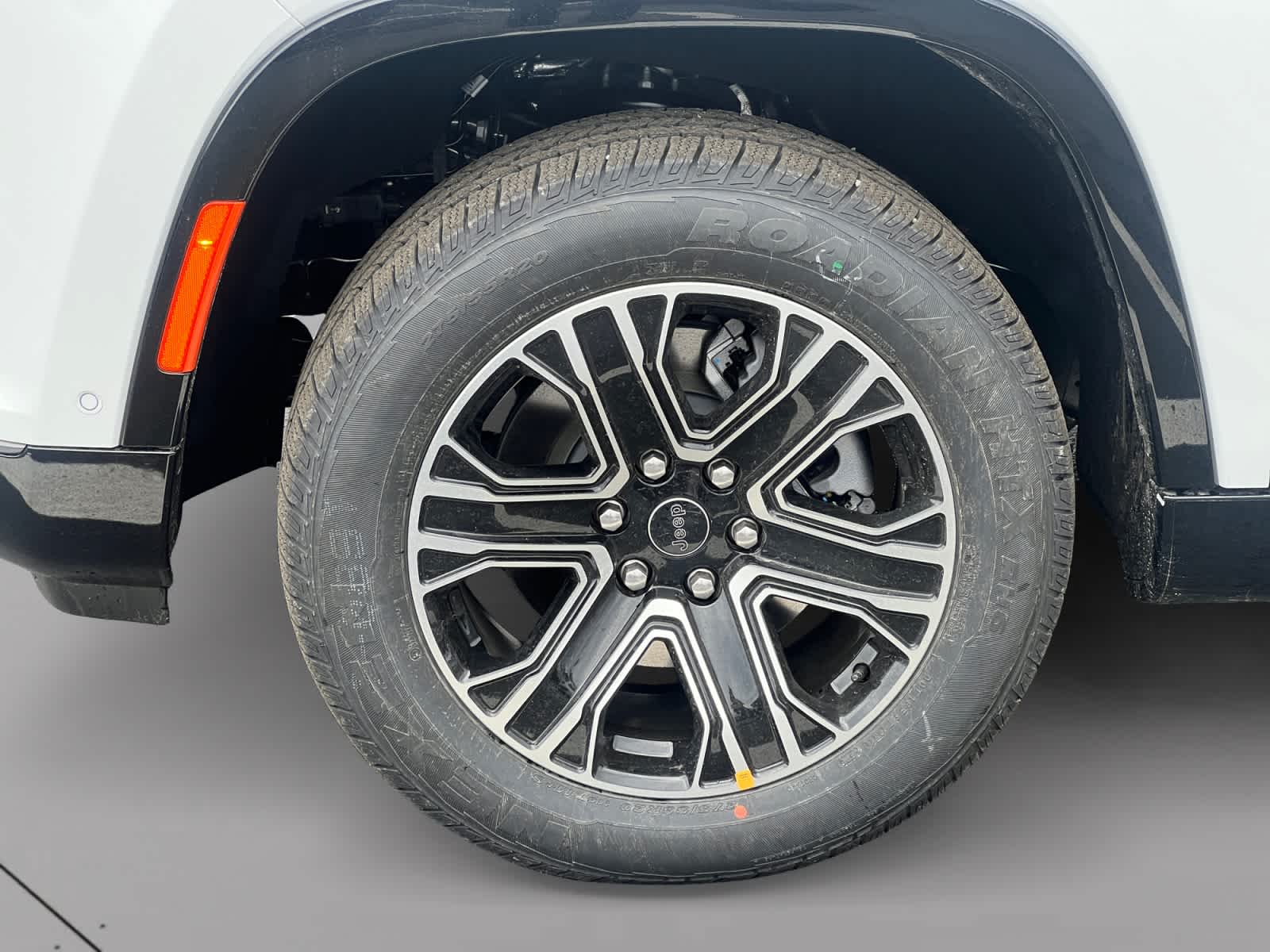 new 2026 Jeep Grand Wagoneer car, priced at $72,715