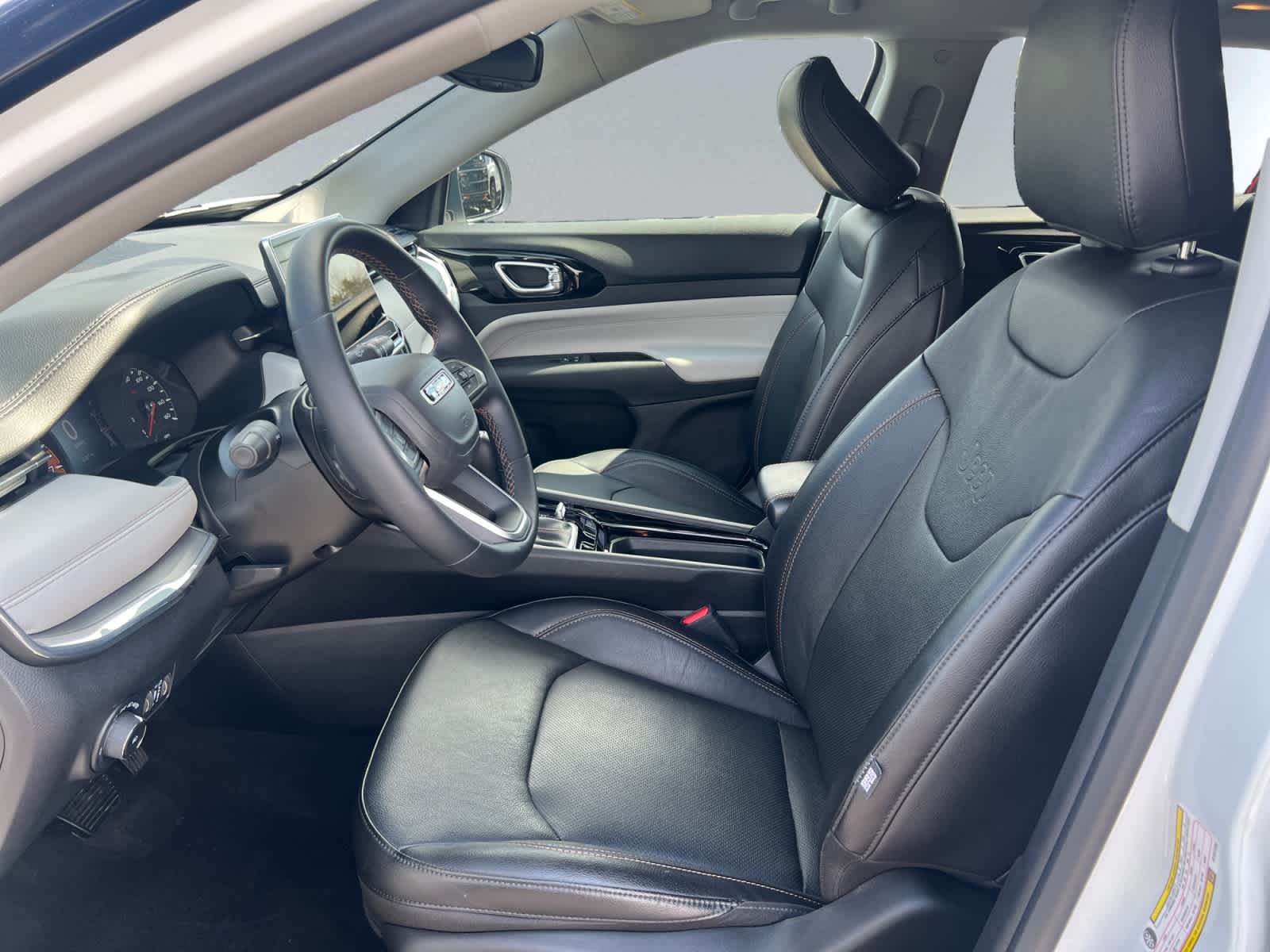 used 2022 Jeep Compass car, priced at $26,997