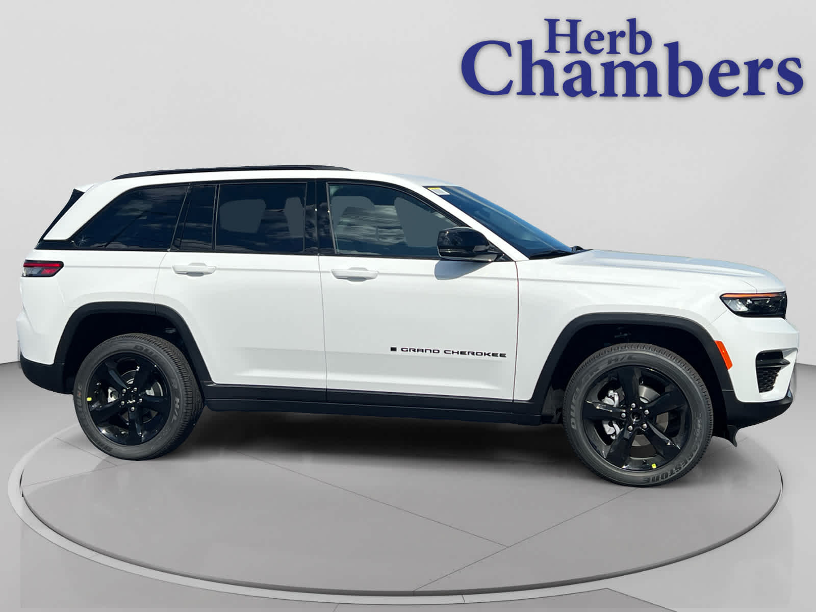new 2025 Jeep Grand Cherokee car, priced at $45,175