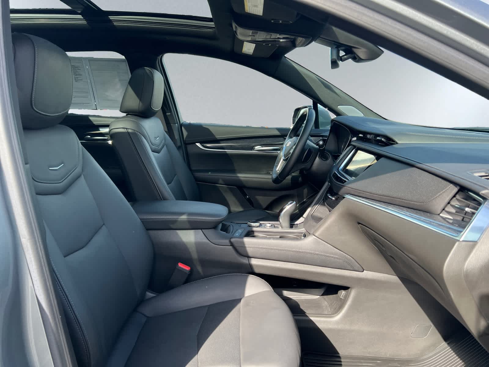 used 2023 Cadillac XT5 car, priced at $32,497