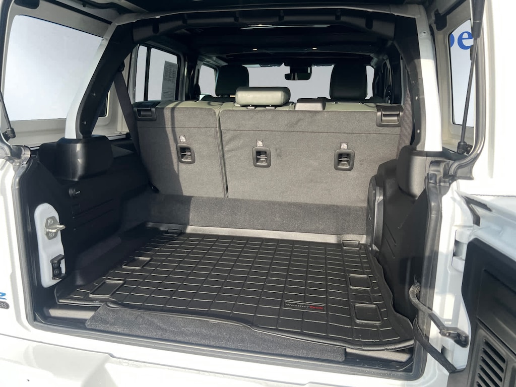 Used 2024 Jeep Wrangler 4xe High Altitude SUV