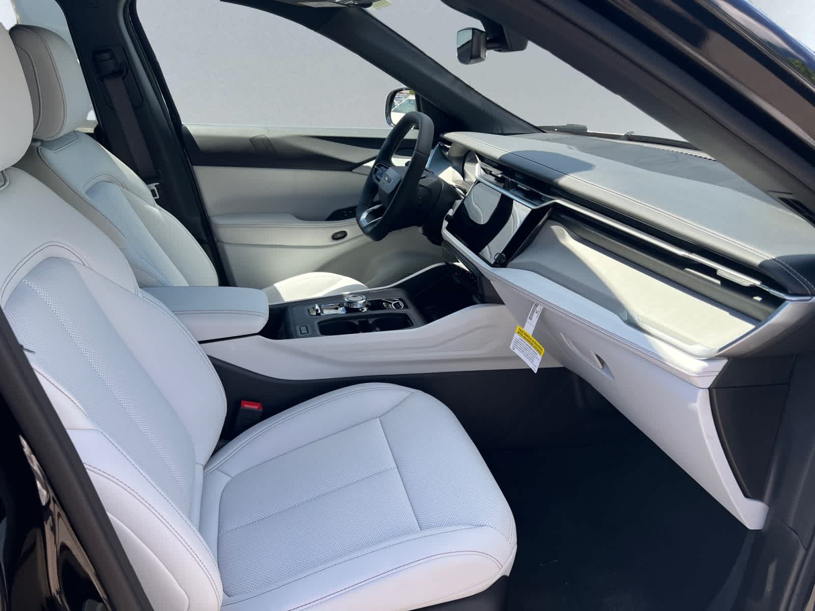 new 2026 Jeep Cherokee car, priced at $42,590