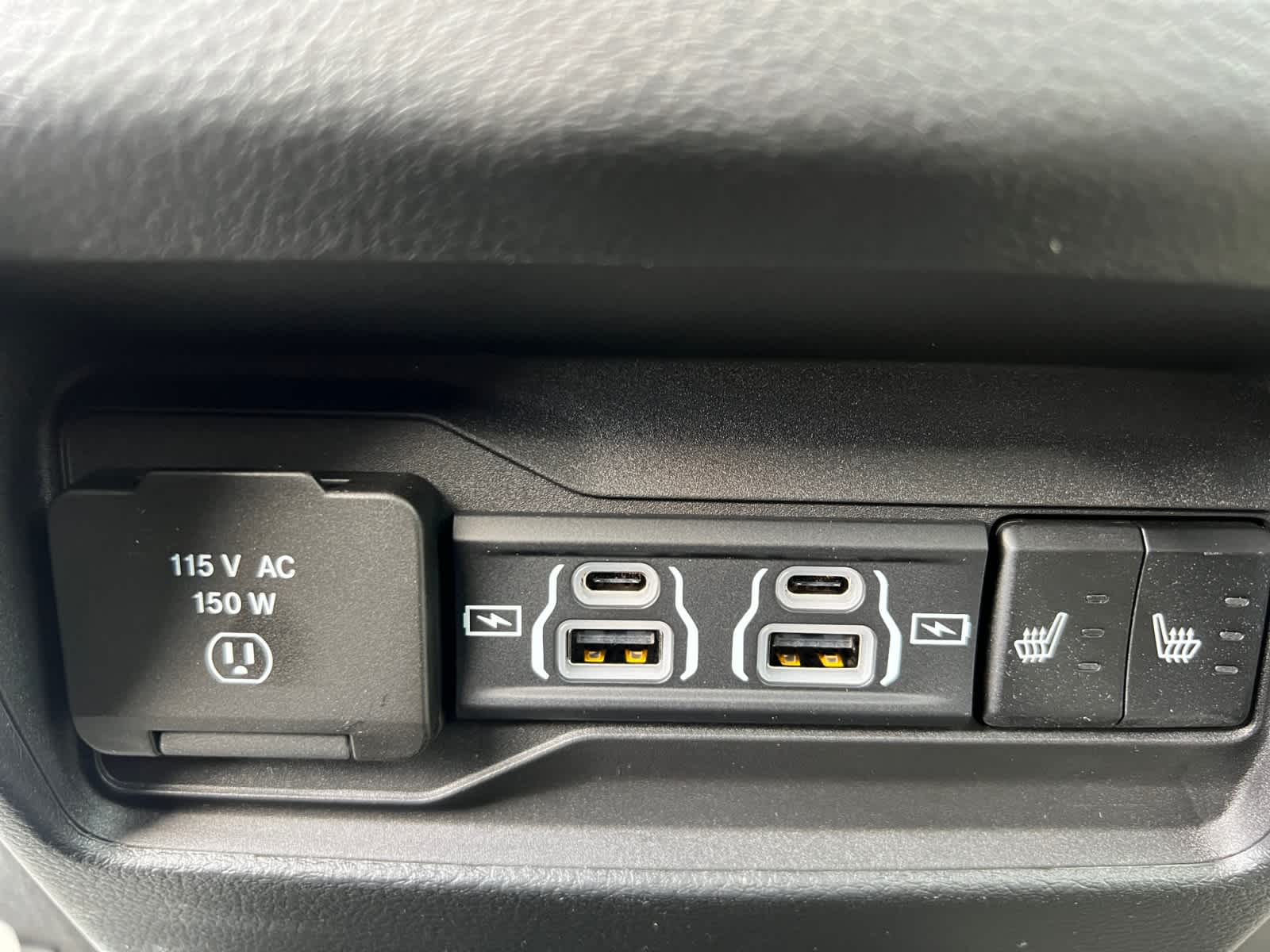 new 2025 Jeep Grand Cherokee car, priced at $66,425