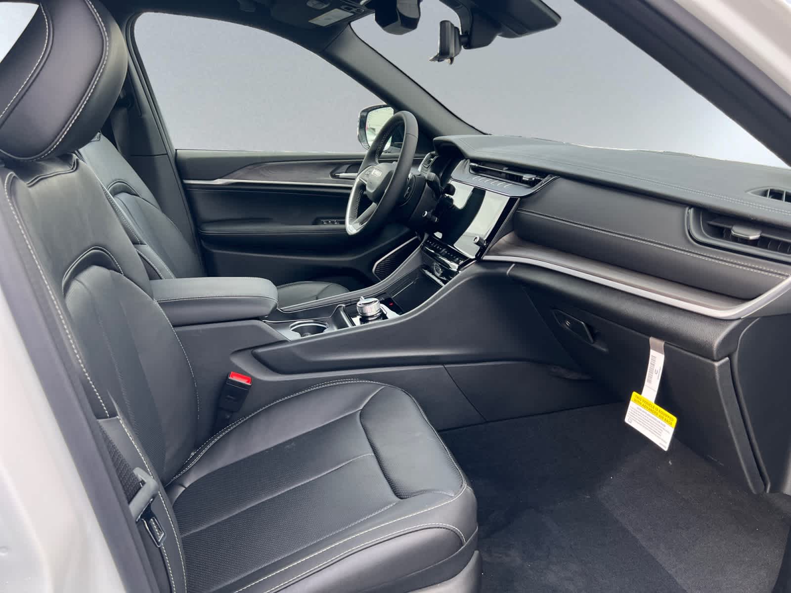 new 2026 Jeep Grand Cherokee car, priced at $55,625