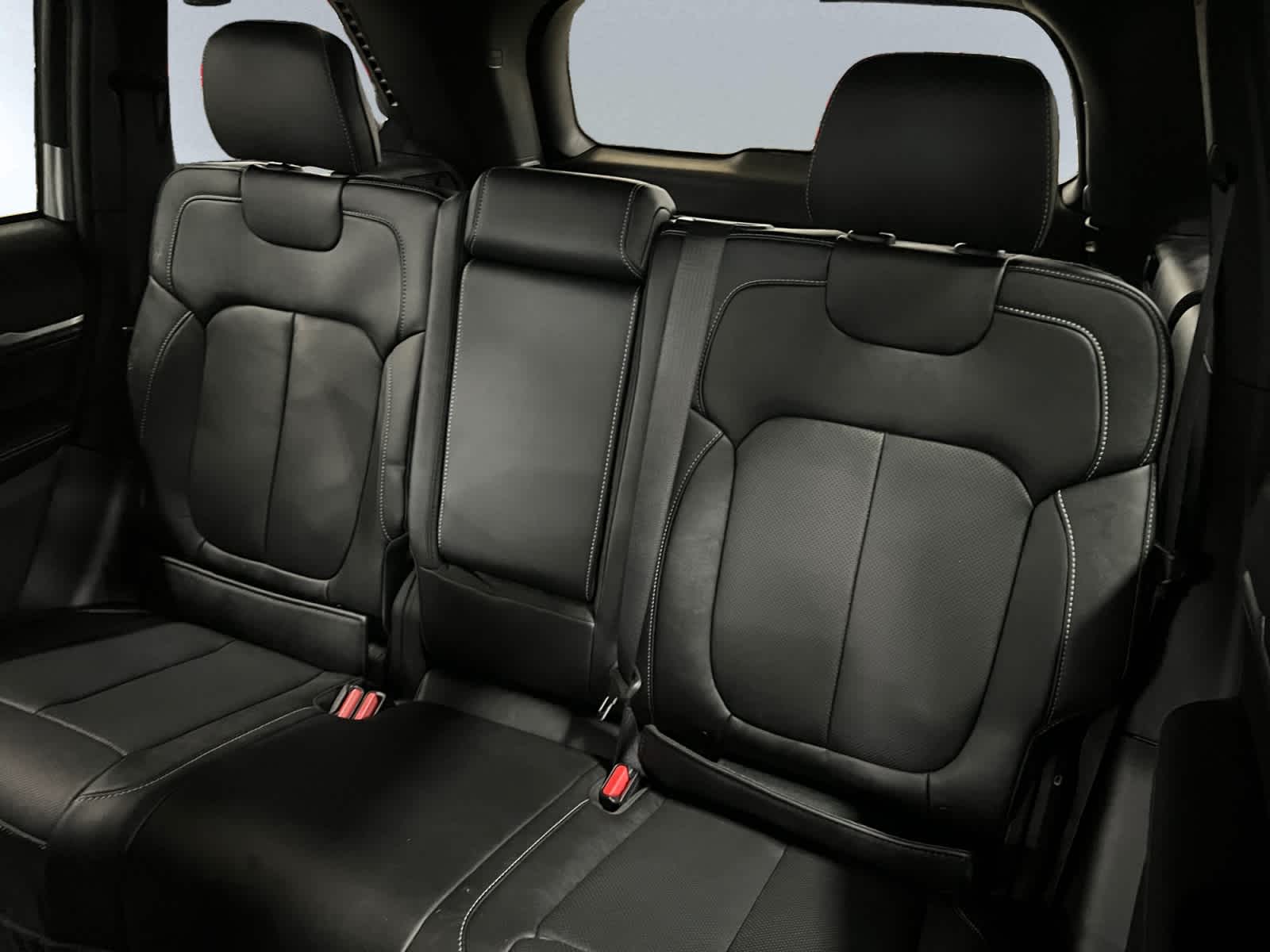 new 2026 Jeep Grand Cherokee car, priced at $52,805