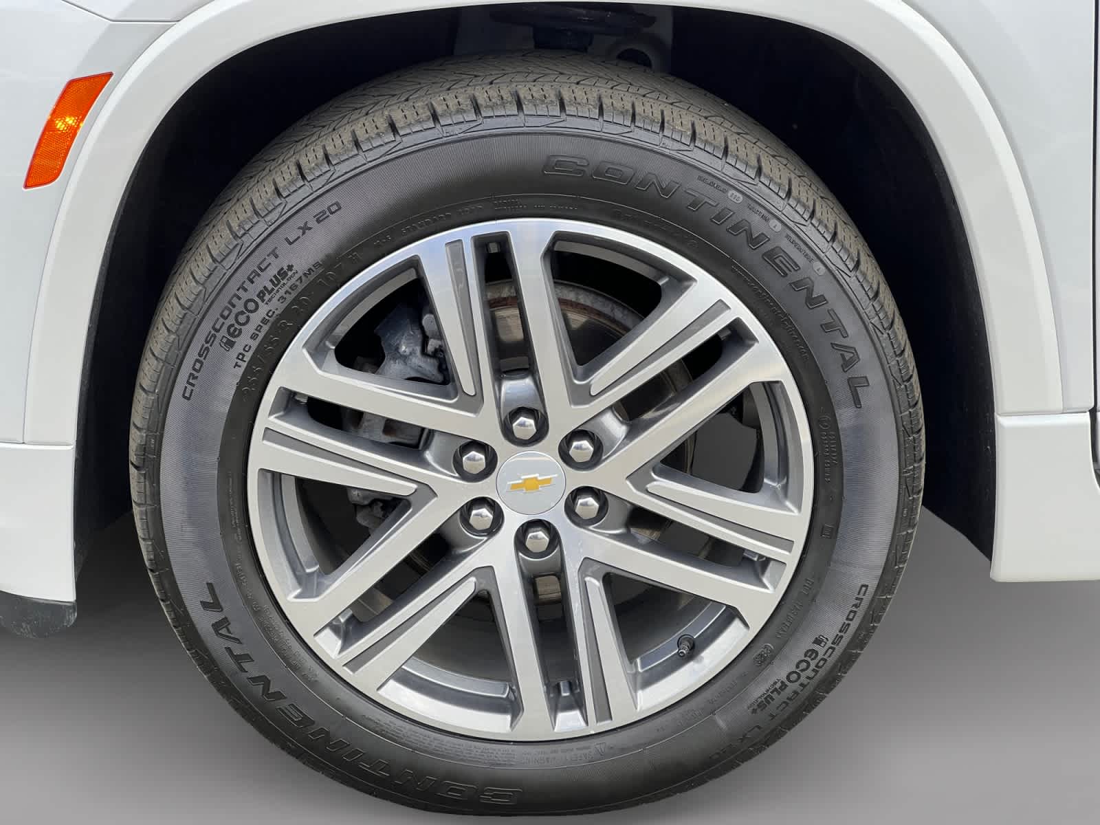 used 2023 Chevrolet Traverse car, priced at $38,497