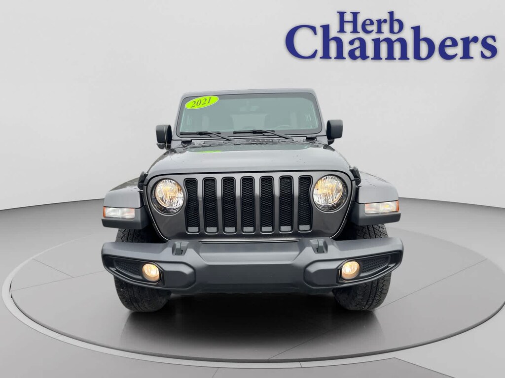Used 2021 Jeep Wrangler Unlimited Sahara Altitude SUV