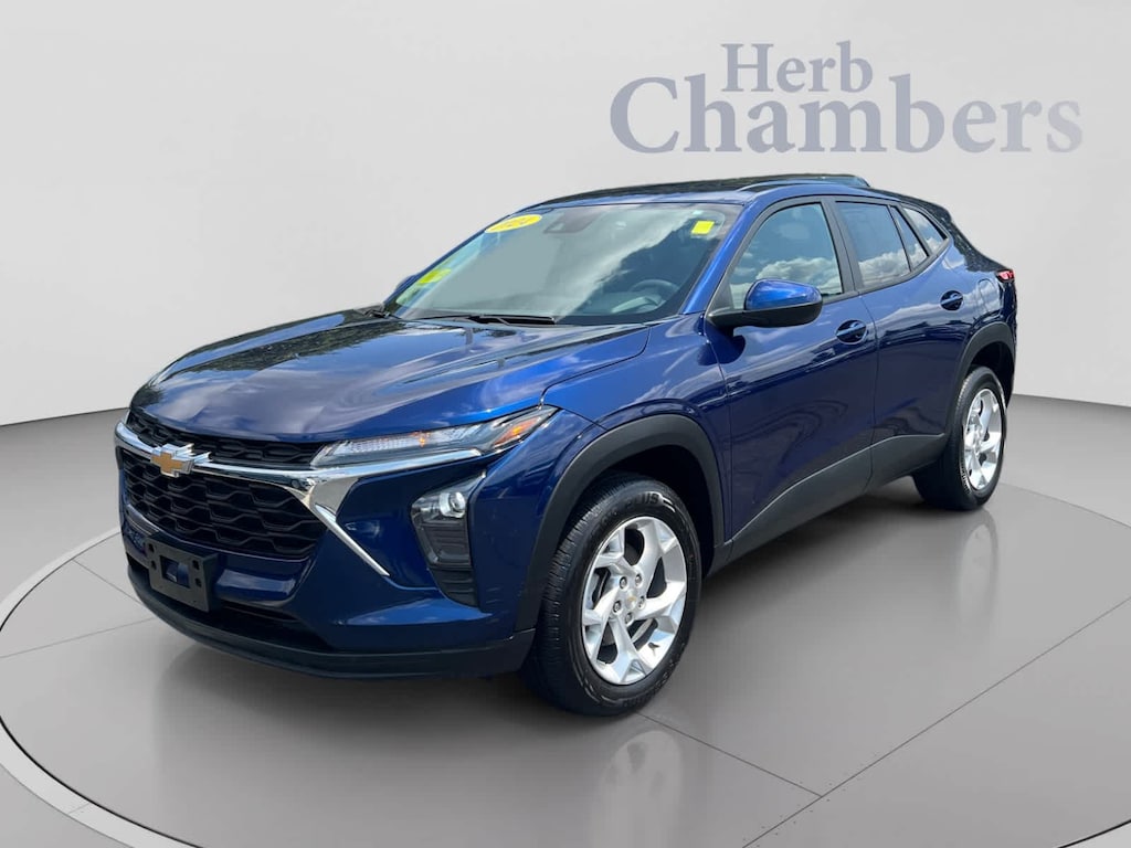 Used 2024 Chevrolet Trax LS SUV