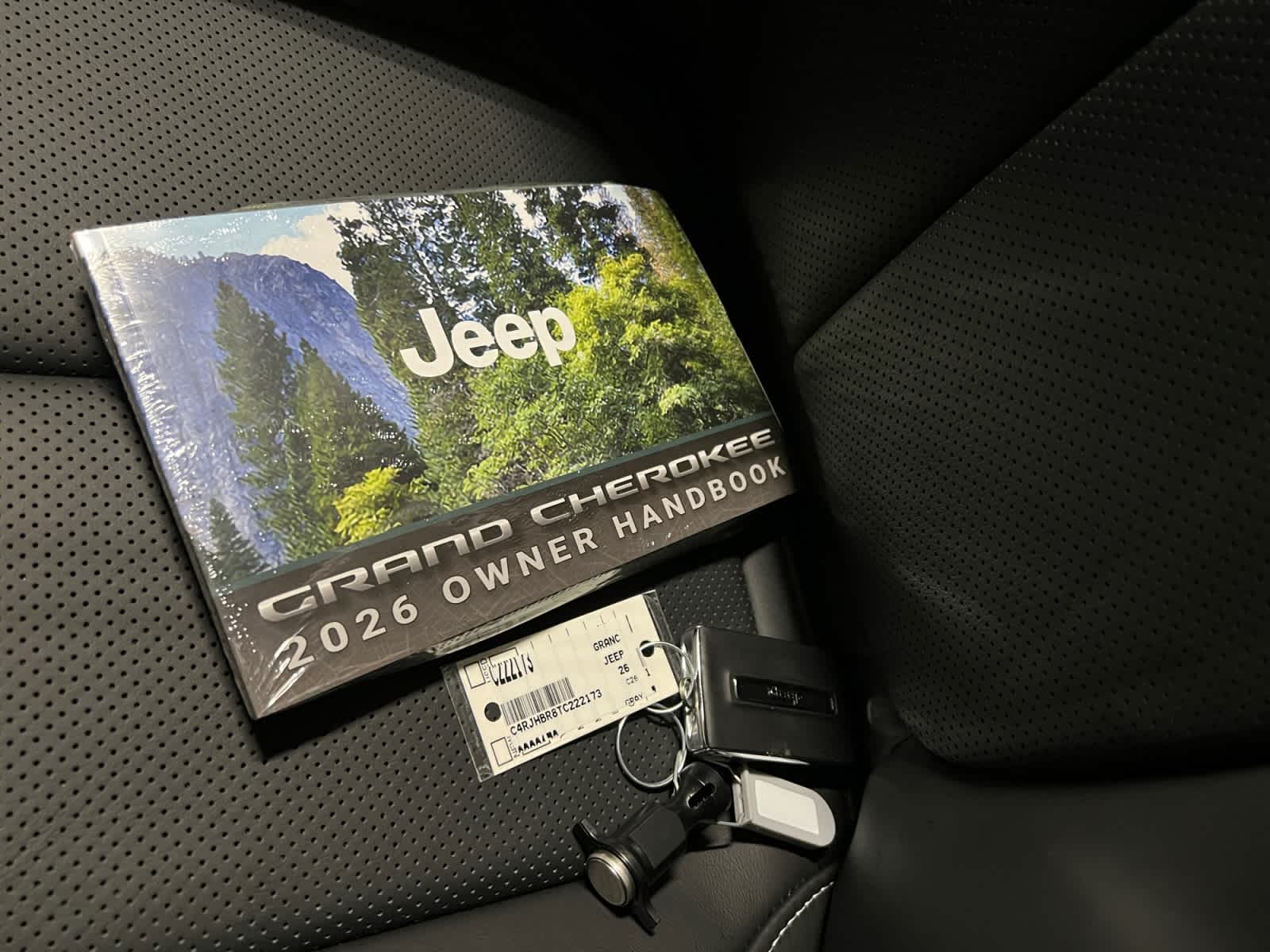 new 2026 Jeep Grand Cherokee car, priced at $52,805