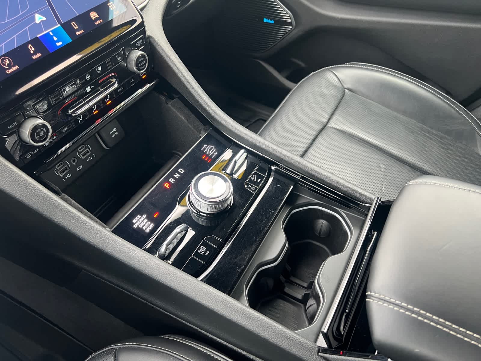 used 2023 Jeep Grand Cherokee car, priced at $38,997