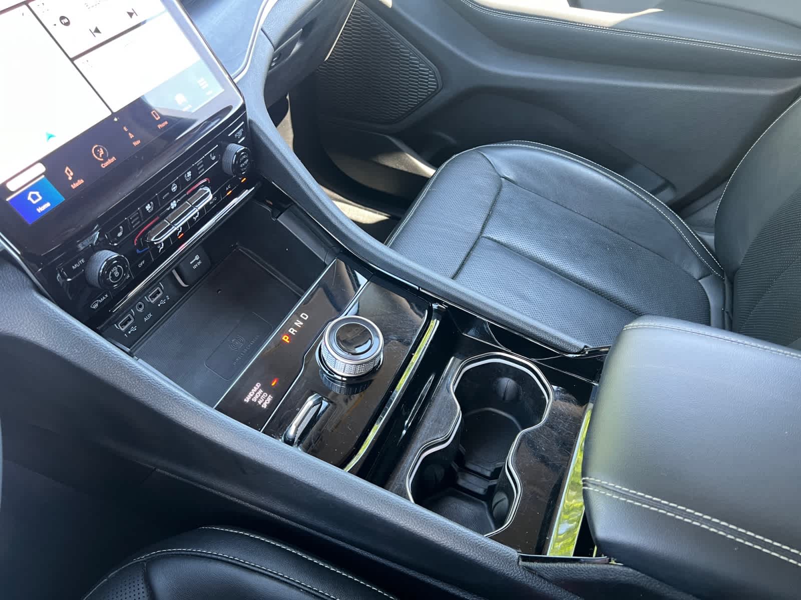 used 2023 Jeep Grand Cherokee car, priced at $32,097