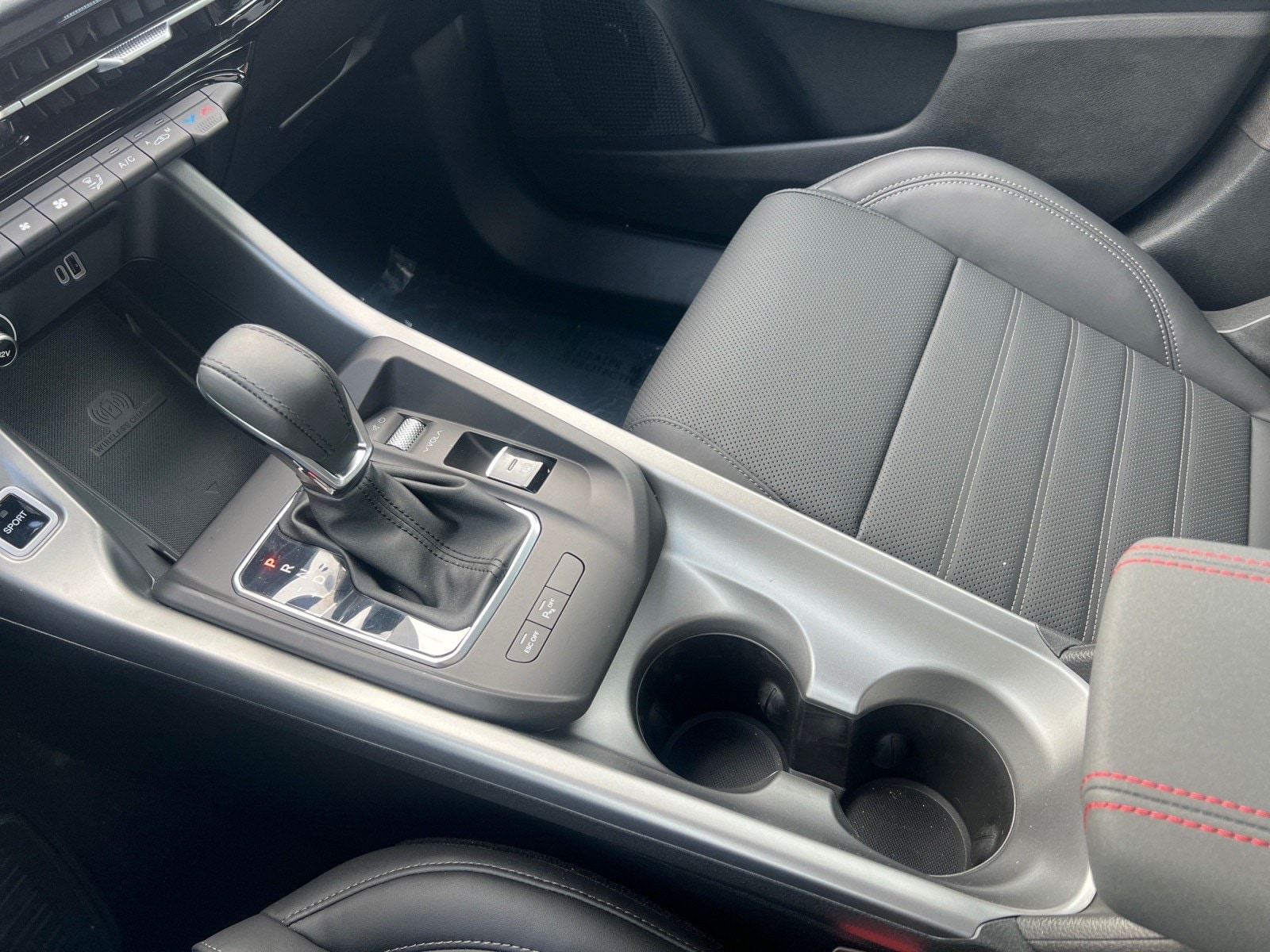 used 2024 Dodge Hornet car, priced at $38,680