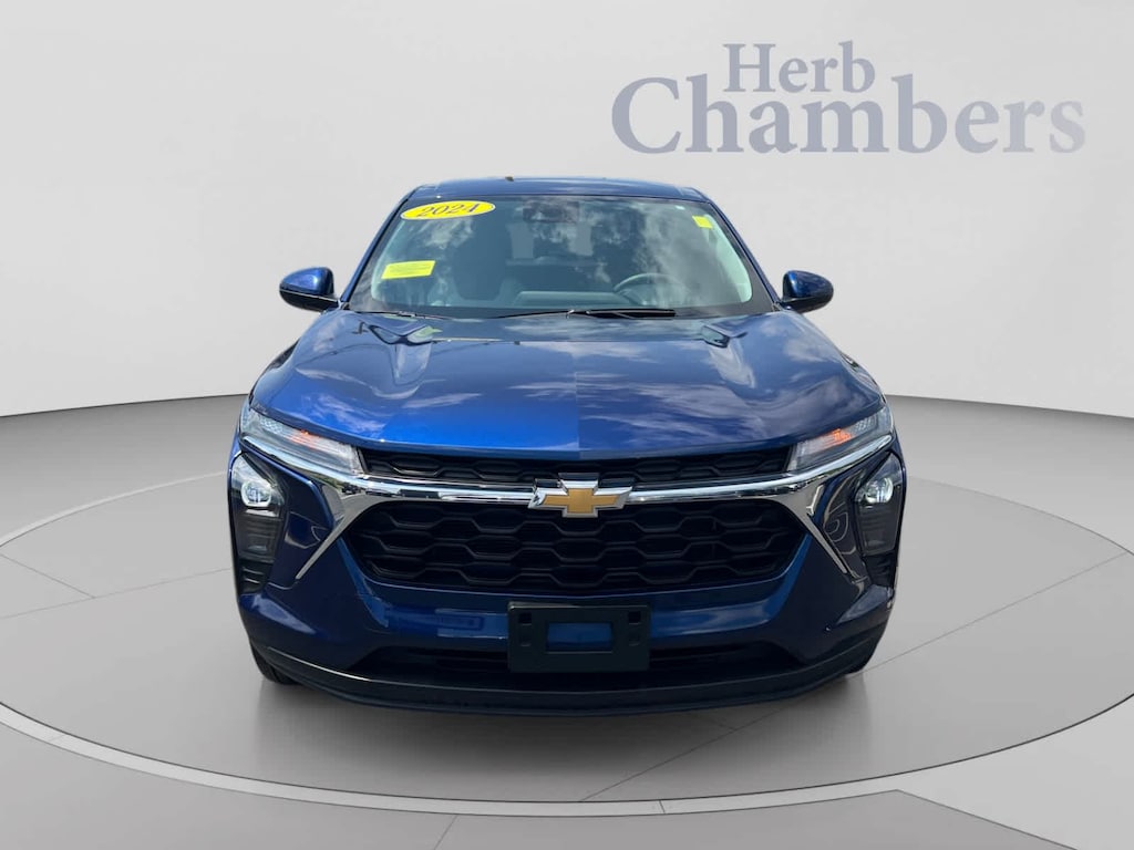 Used 2024 Chevrolet Trax LS SUV
