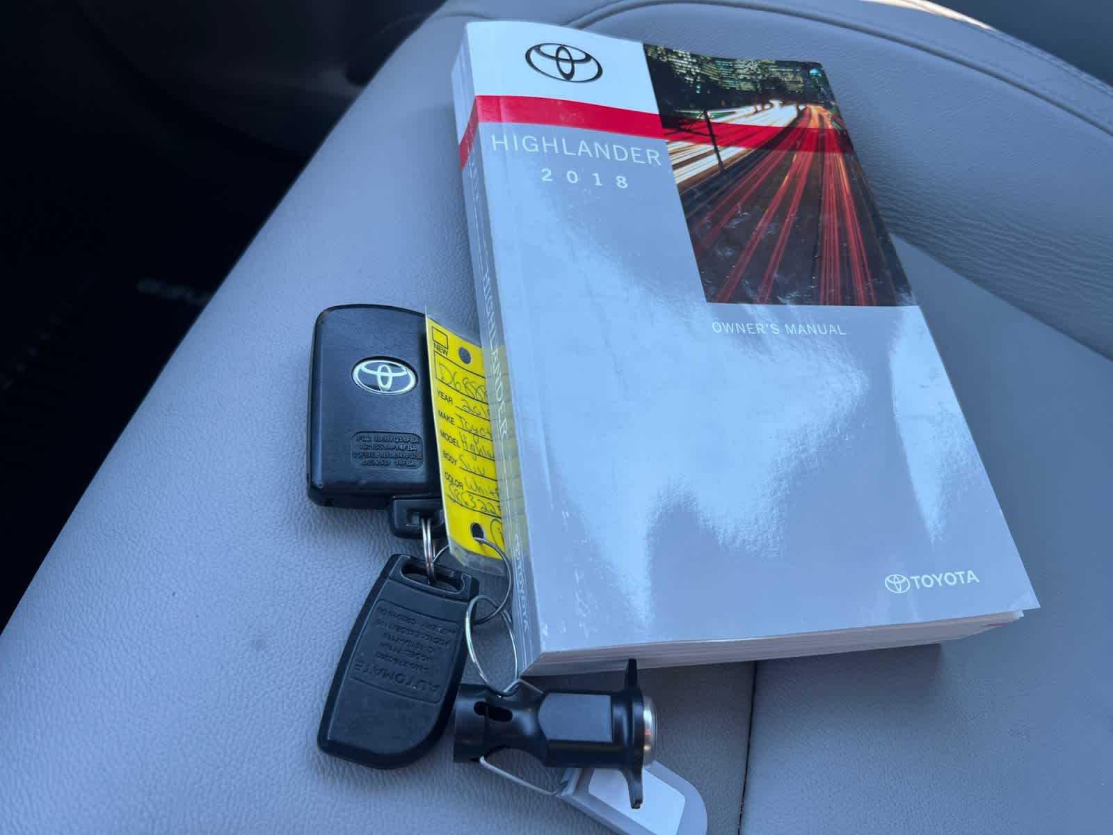 used 2018 Toyota Highlander car, priced at $23,197