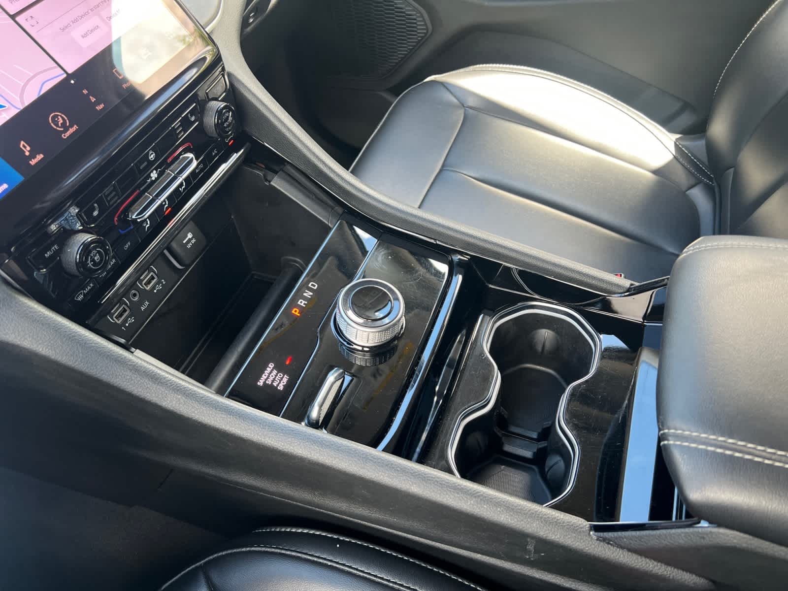 used 2023 Jeep Grand Cherokee car, priced at $35,297