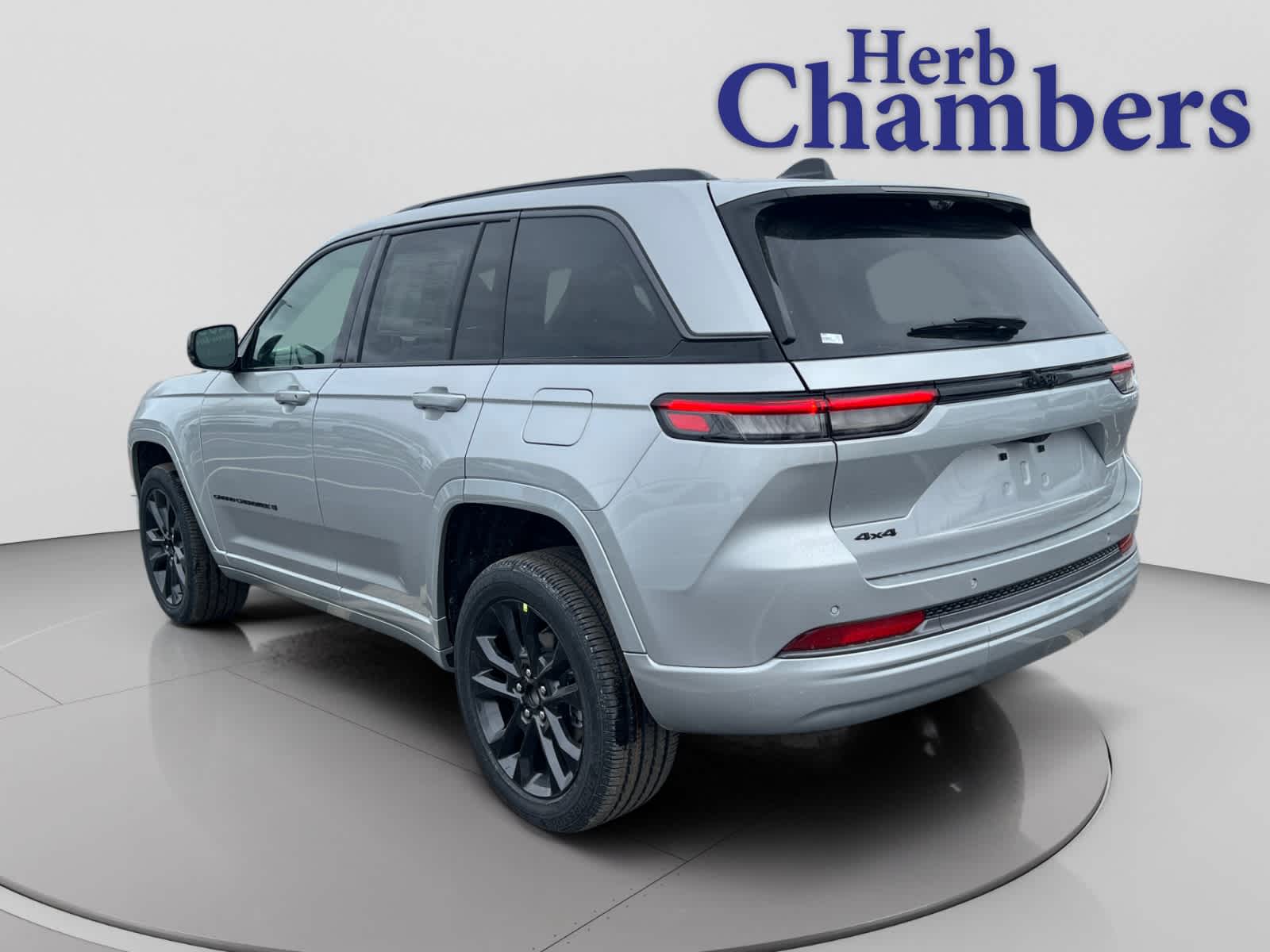 new 2026 Jeep Grand Cherokee car, priced at $54,225