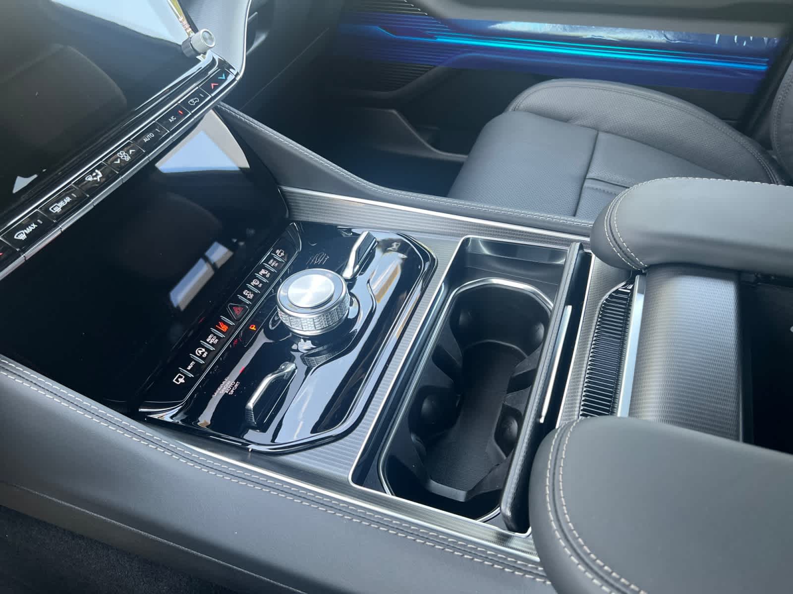 new 2026 Jeep Grand Wagoneer car, priced at $95,525