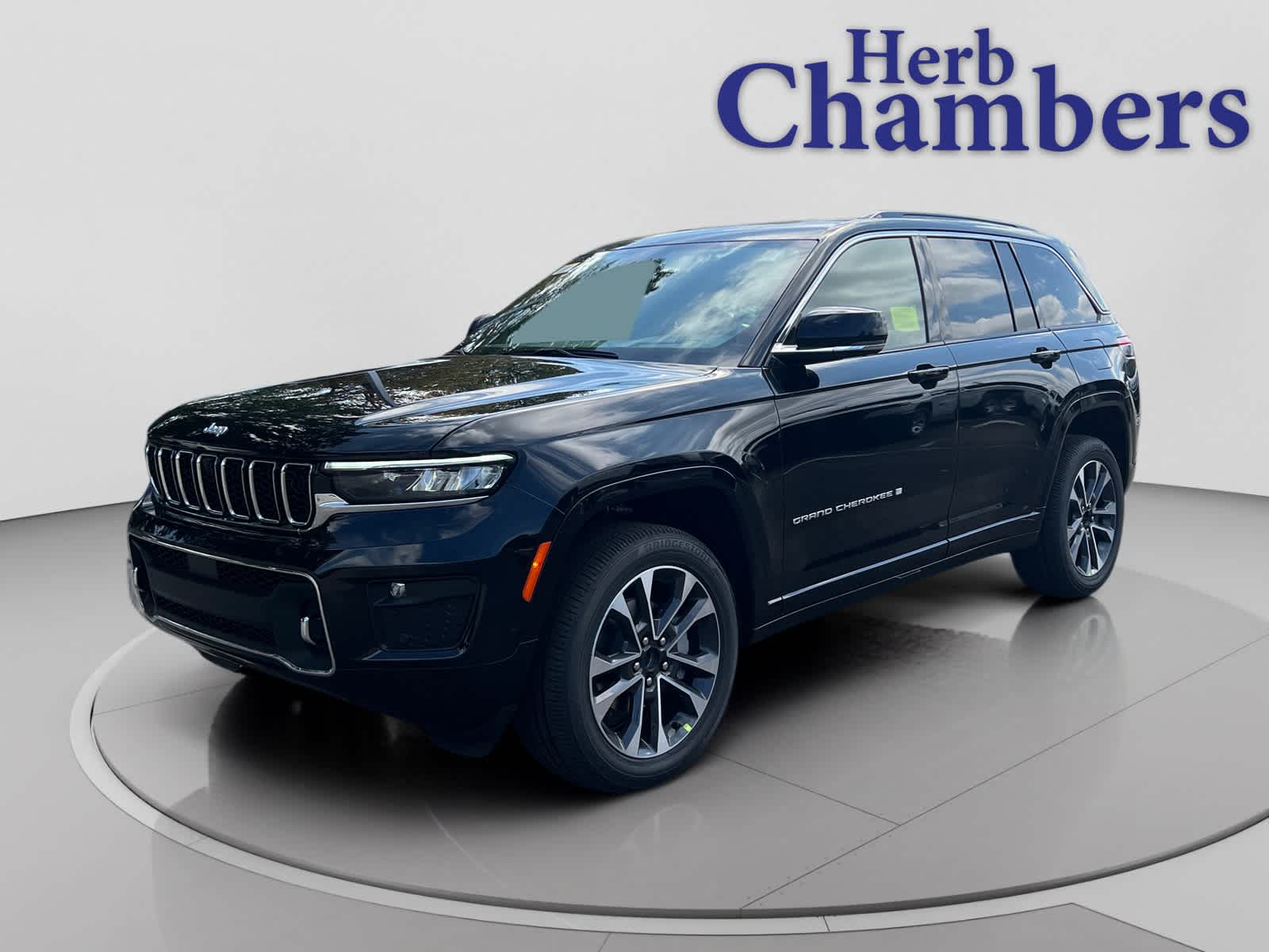new 2025 Jeep Grand Cherokee car, priced at $66,425